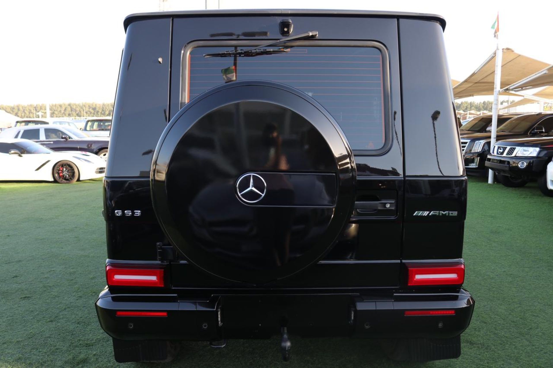 2011 MERCEDES G WAGON G55 changed to a 2020 G63 look Full outside exterior complete package !! - Image 5 of 36