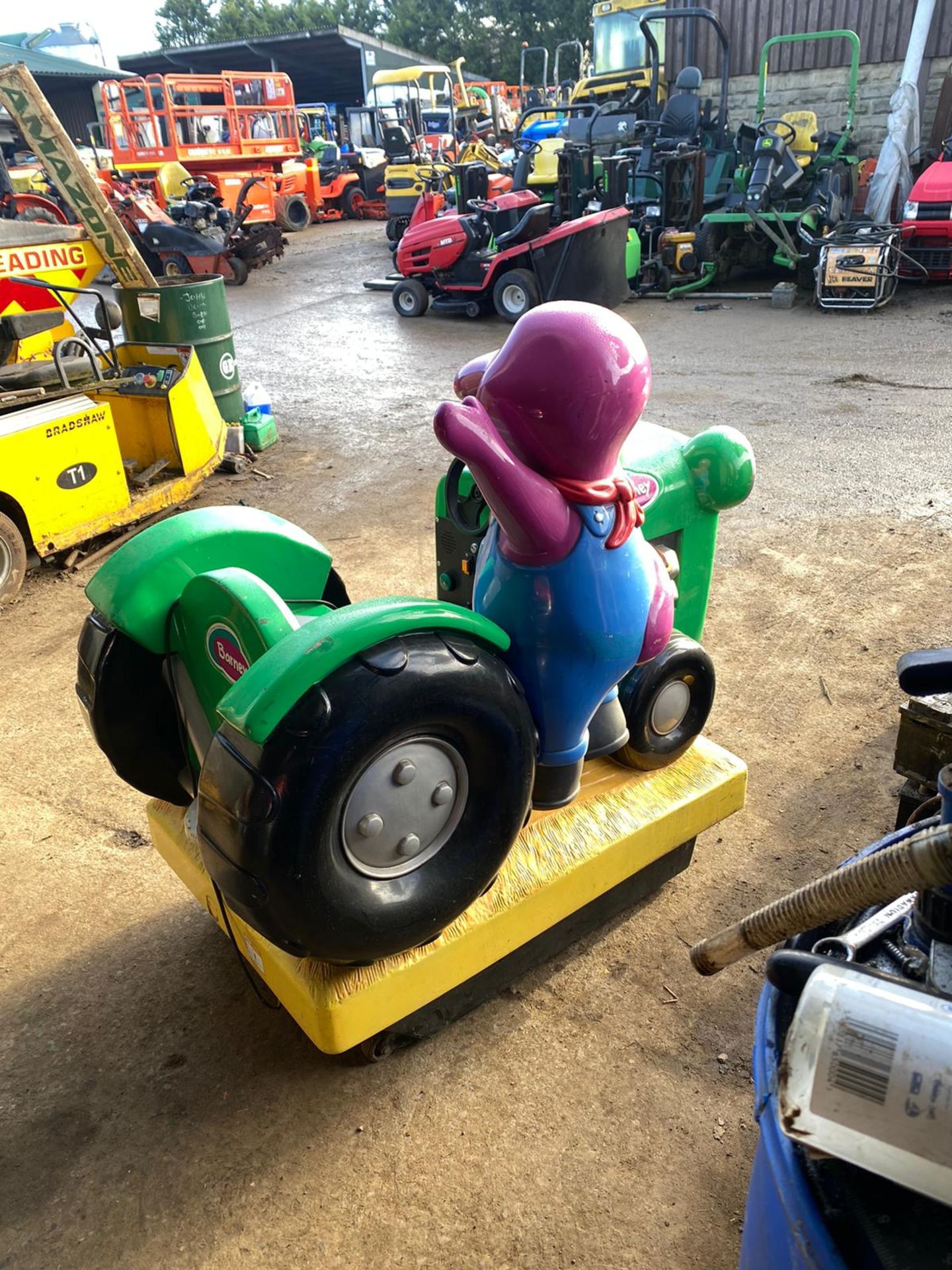 BARNEY KIDS COIN RIDE, 1 POUND TO PLAY, WORKING CONDITION *PLUS VAT* - Image 3 of 5