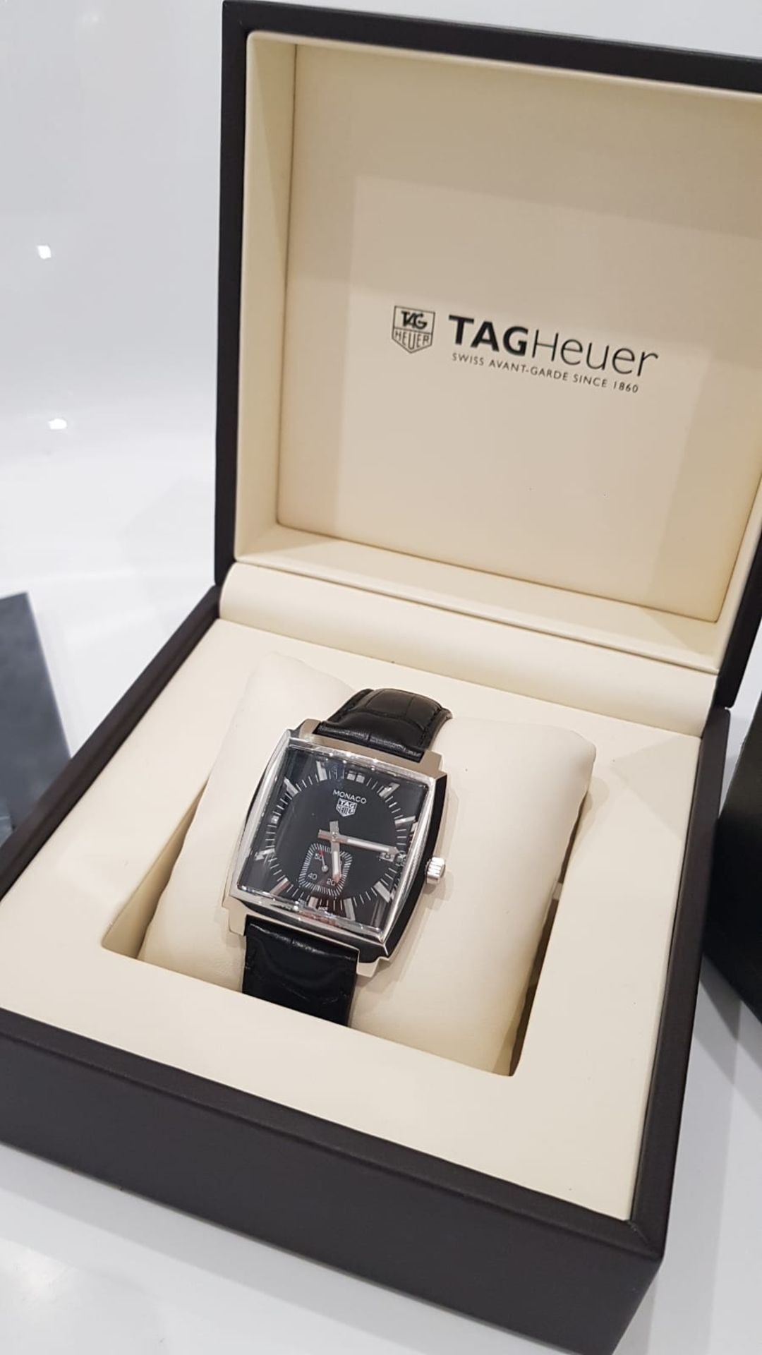 TAG HEUER MONACO MENS 37MM, WITH BOX & GUARANTEE CARD - Image 5 of 7