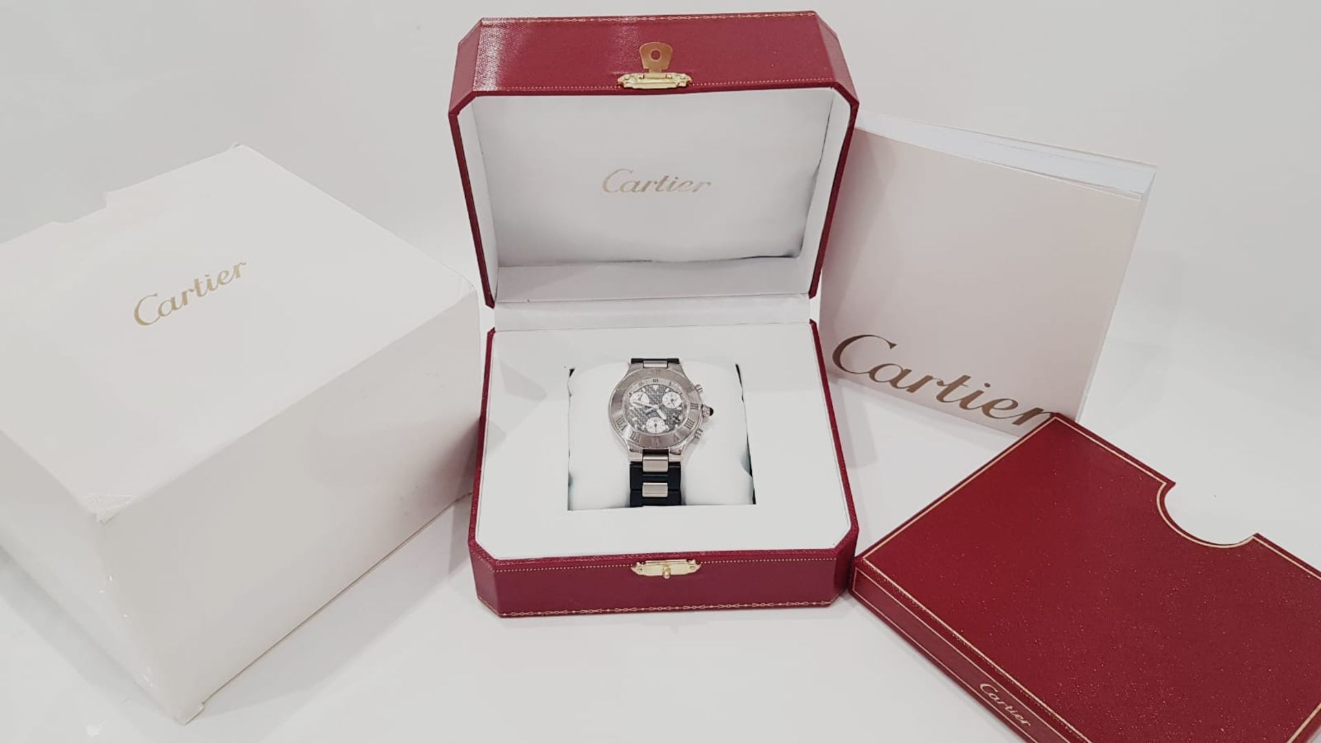 CARTIER CHRONOSCAPH GENTS WATCH WITH ORIGINAL BOX & MANUAL, STEEL AND RUBBER STRAP.