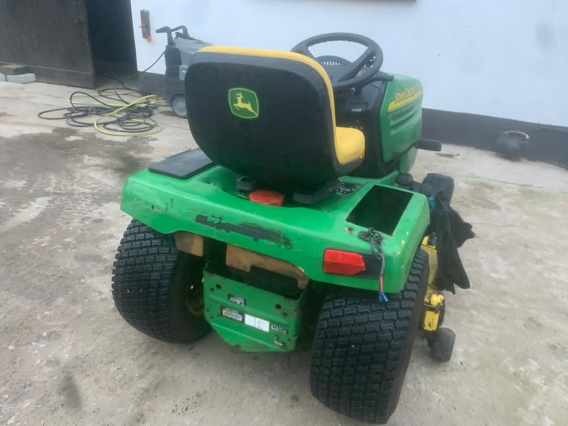 JOHN DEERE DIESEL GX355 RIDE ON DIESEL LAWN MOWER, DELIVERY ANYWHERE UK £150 *PLUS VAT* - Image 9 of 9