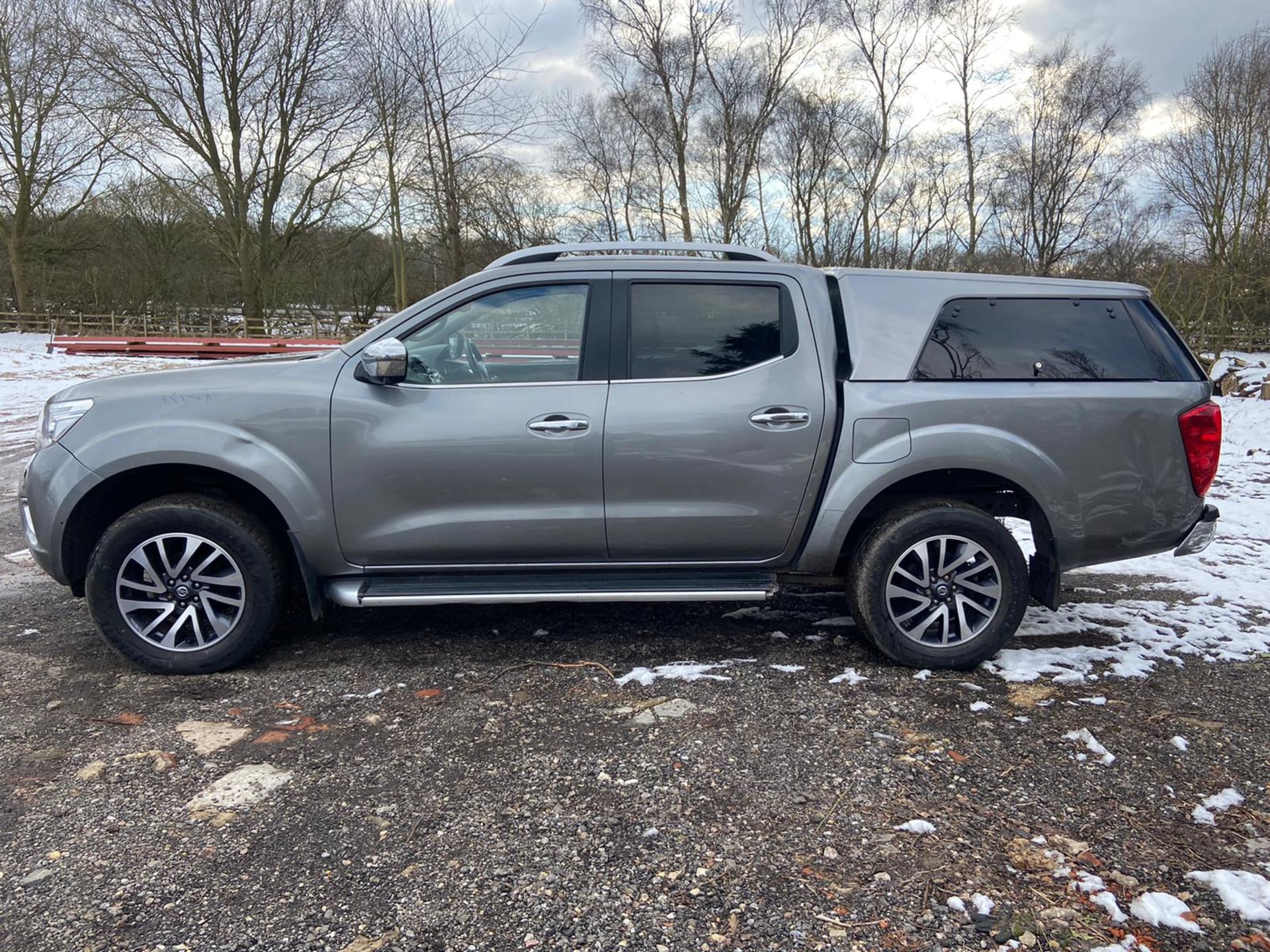 2016/65 REG NISSAN NP300 NAVARA TEKNA DCI 2.3 DIESEL GREY PICK-UP, SHOWING 1 FORMER KEEPER *PLUS VAT - Image 3 of 10