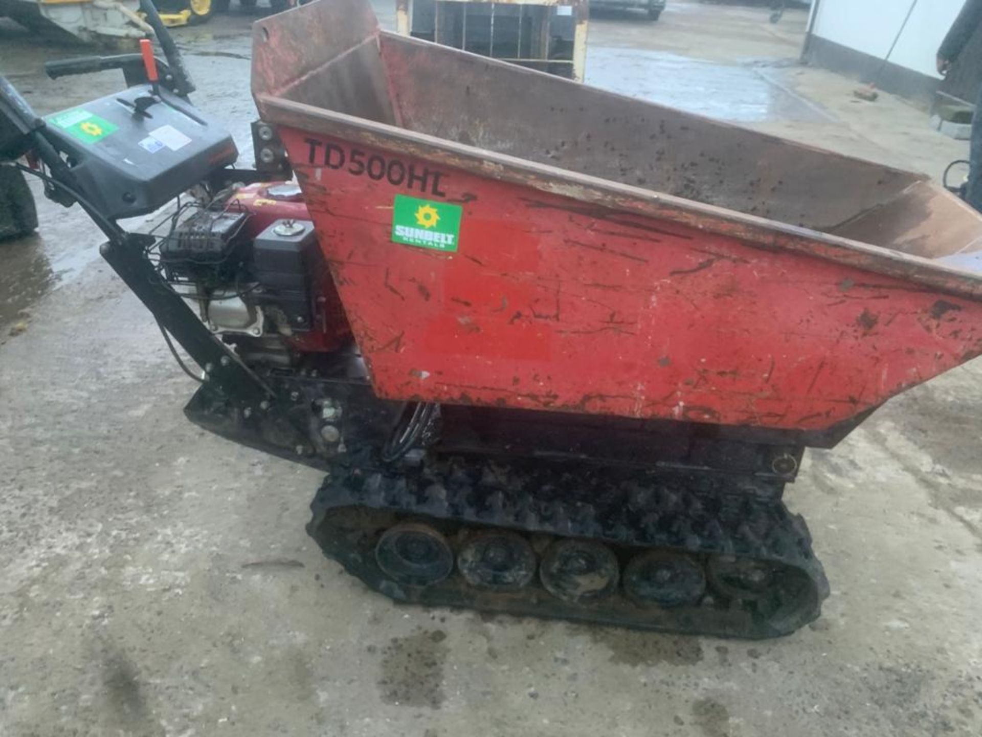 HONDA PETROL HI TIP TRACKED DUMPER, DELIVERY ANYWHERE UK £150 *PLUS VAT*