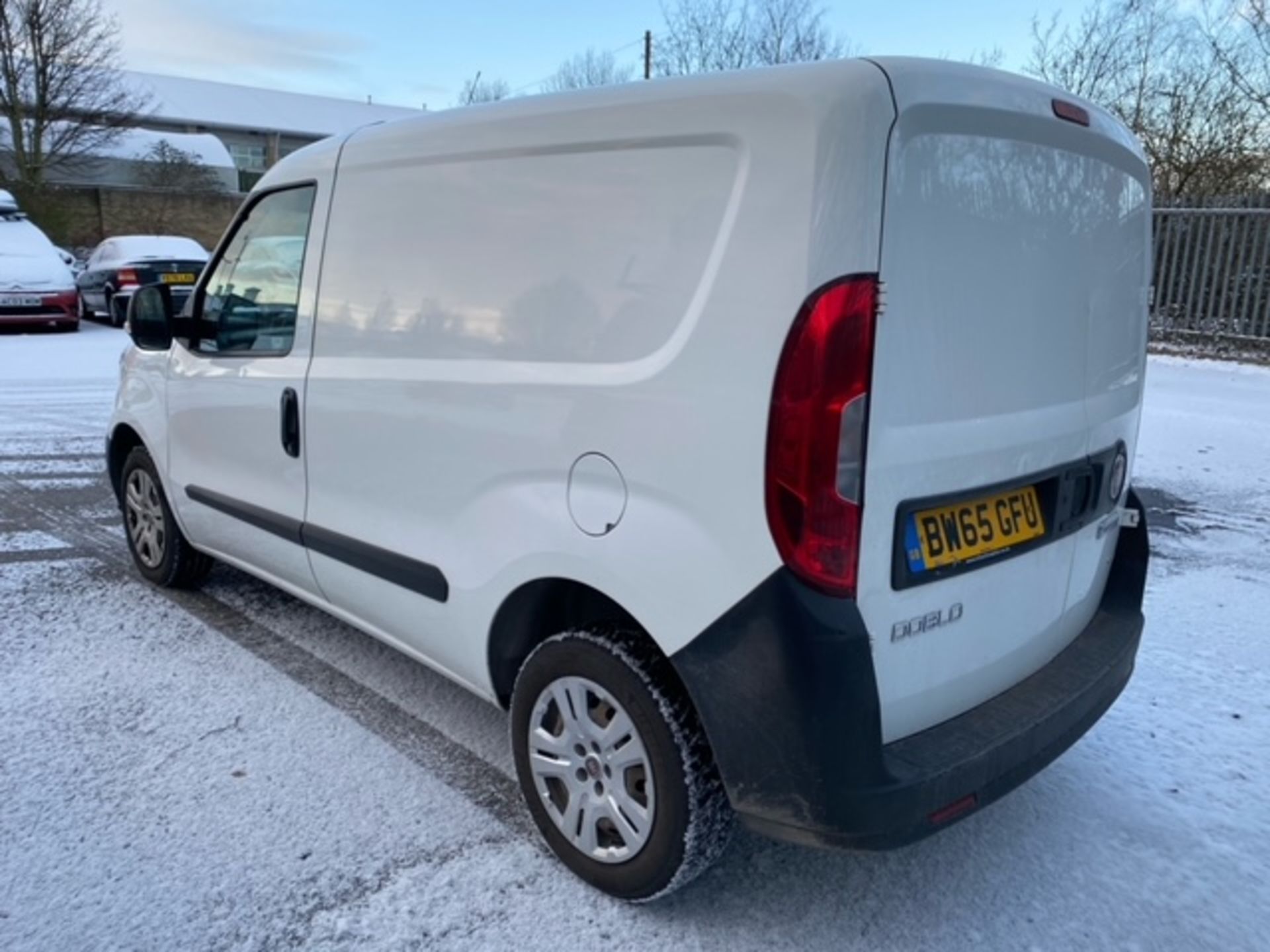 2016/65 REG FIAT DOBLO 16V MULTIJET 1.25 DIESEL WHITE PANEL VAN, SHOWING 1 FORMER KEEPER *PLUS VAT* - Image 4 of 11