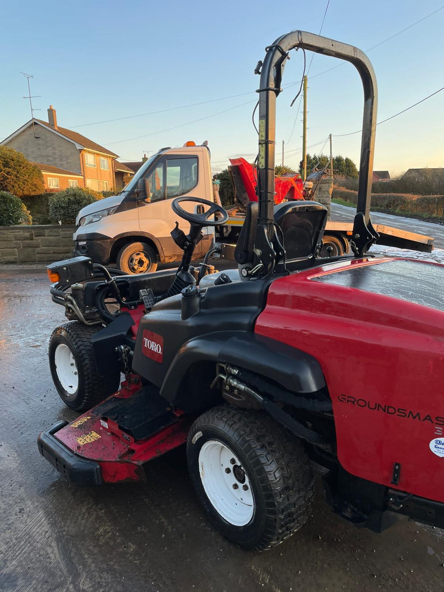 TORO GROUND MASTER 360 QUAD STEER RIDE ON MOWER, RUNS, DRIVES AND CUTS, CLEAN MACHINE, LOW 950 HOURS - Image 5 of 5