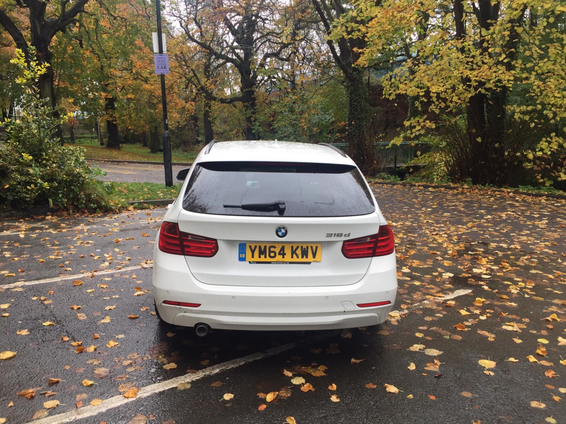 2015/64 REG BMW 316D SE AUTOMATIC 2.0 DIESEL WHITE ESTATE, SHOWING 1 FORMER KEEPER *NO VAT* - Image 6 of 9