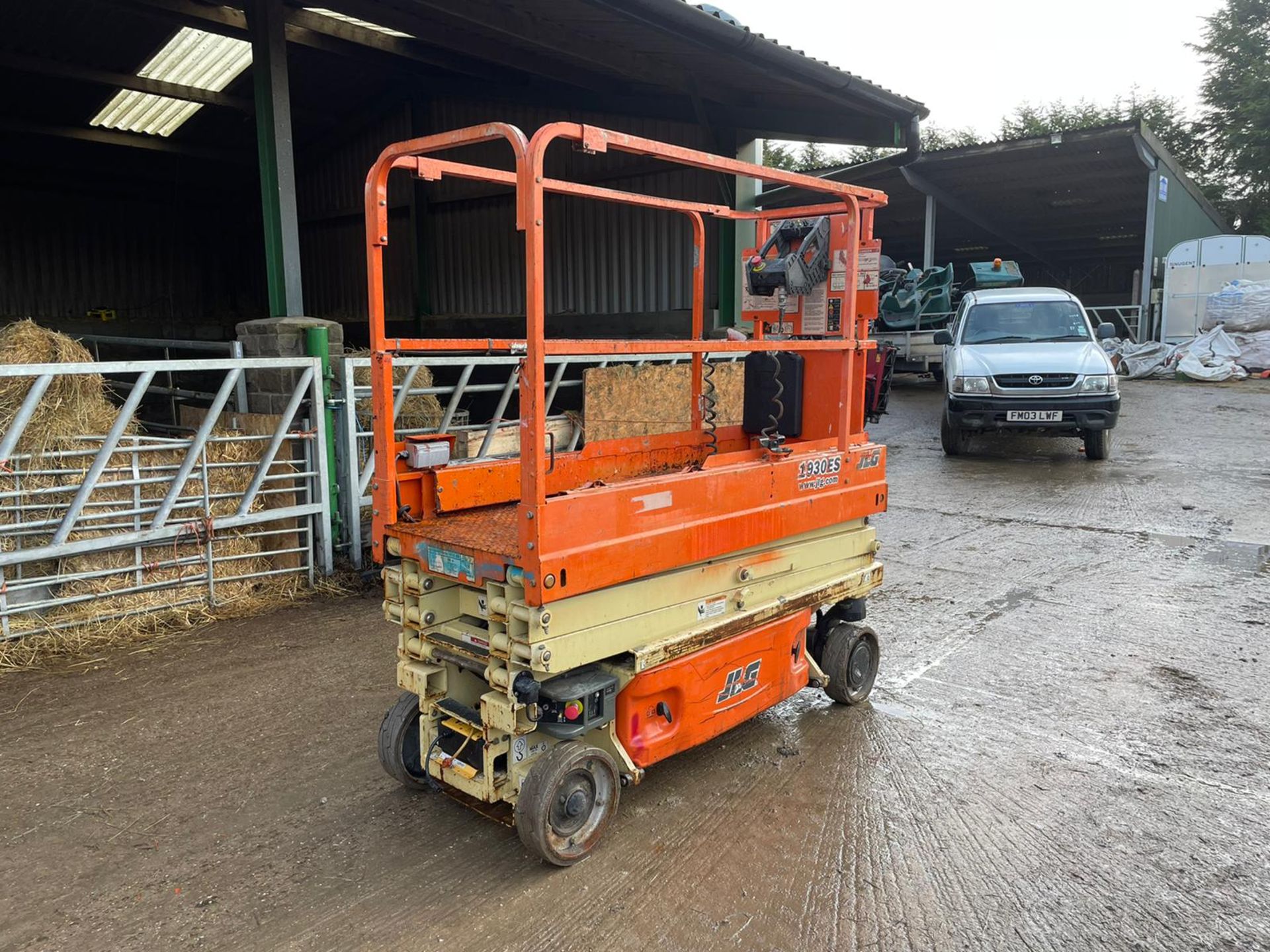 2016 JLG 1930ES ELECTRIC SCISSOR LIFT, CLEAN MACHINE, LOW 124 HOURS *PLUS VAT* - Image 5 of 6