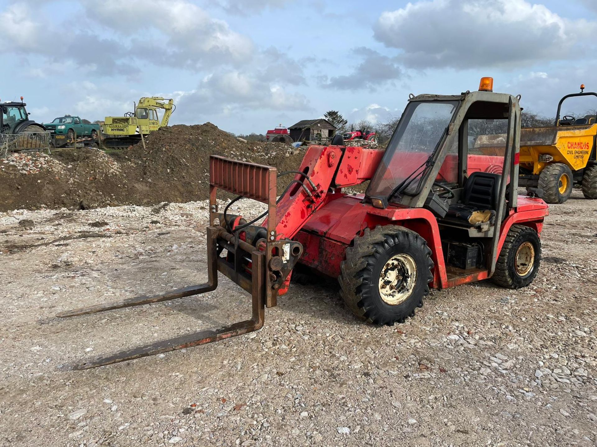 MANITOU BUGGISCOPICS FORKLIFT, RUNS, DRIVES AND LIFTS, IN USED BUT GOOD CONDITION *PLUS VAT* - Image 7 of 8