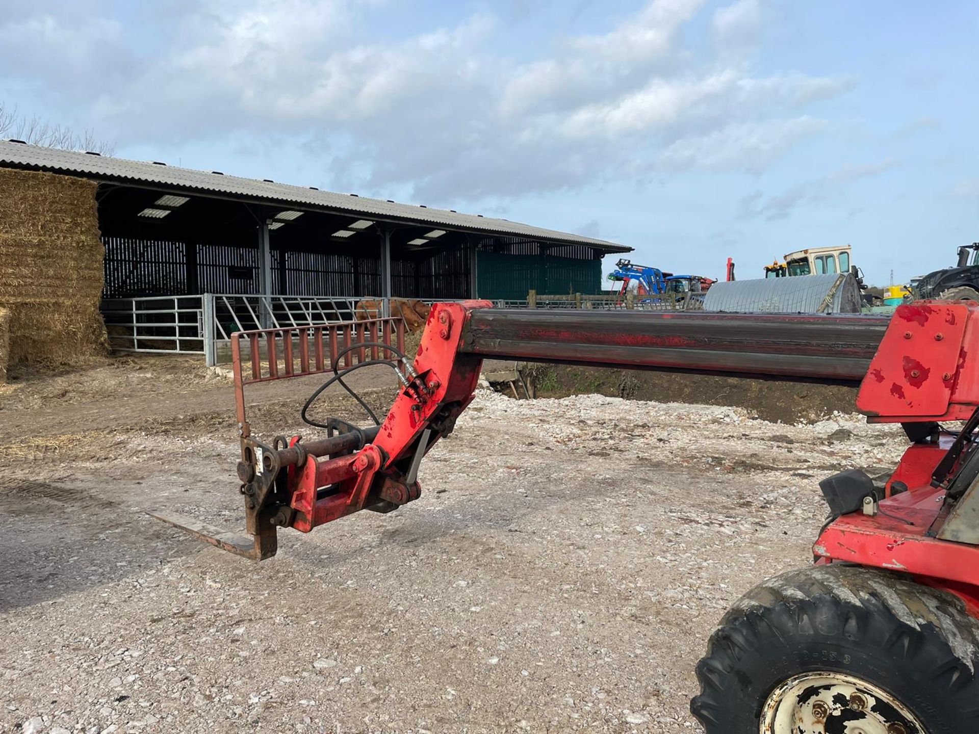 MANITOU BUGGISCOPICS FORKLIFT, RUNS, DRIVES AND LIFTS, IN USED BUT GOOD CONDITION *PLUS VAT* - Image 2 of 8