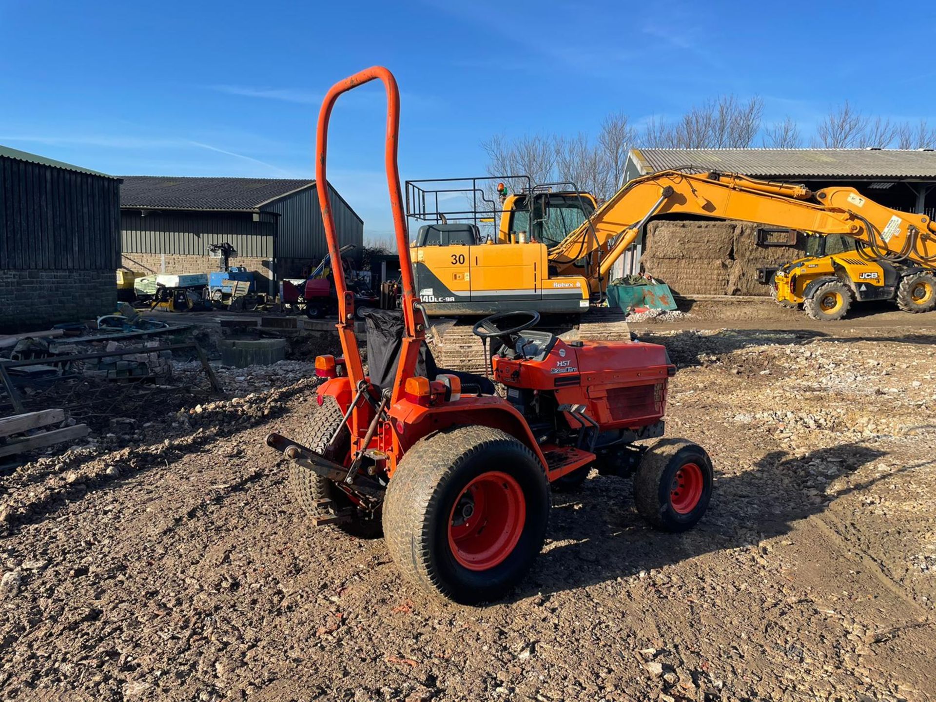 KUBOTA B1750 COMPACT TRACTOR, RUNS AND DRIVES, CLEAN MACHINE, CANOPY *NO VAT* - Image 7 of 7