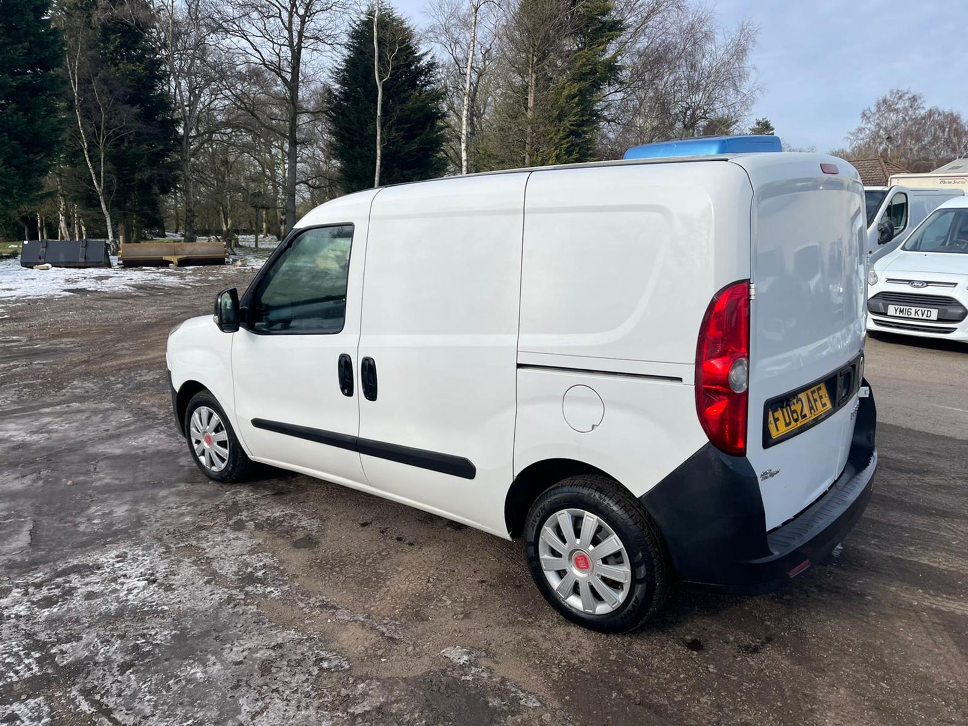 2012/62 REG FIAT DOBLO 16V MULTIJET SWB 1.25 DIESEL PANEL VAN, SHOWING 4 FORMER KEEPERS *NO VAT* - Image 4 of 6