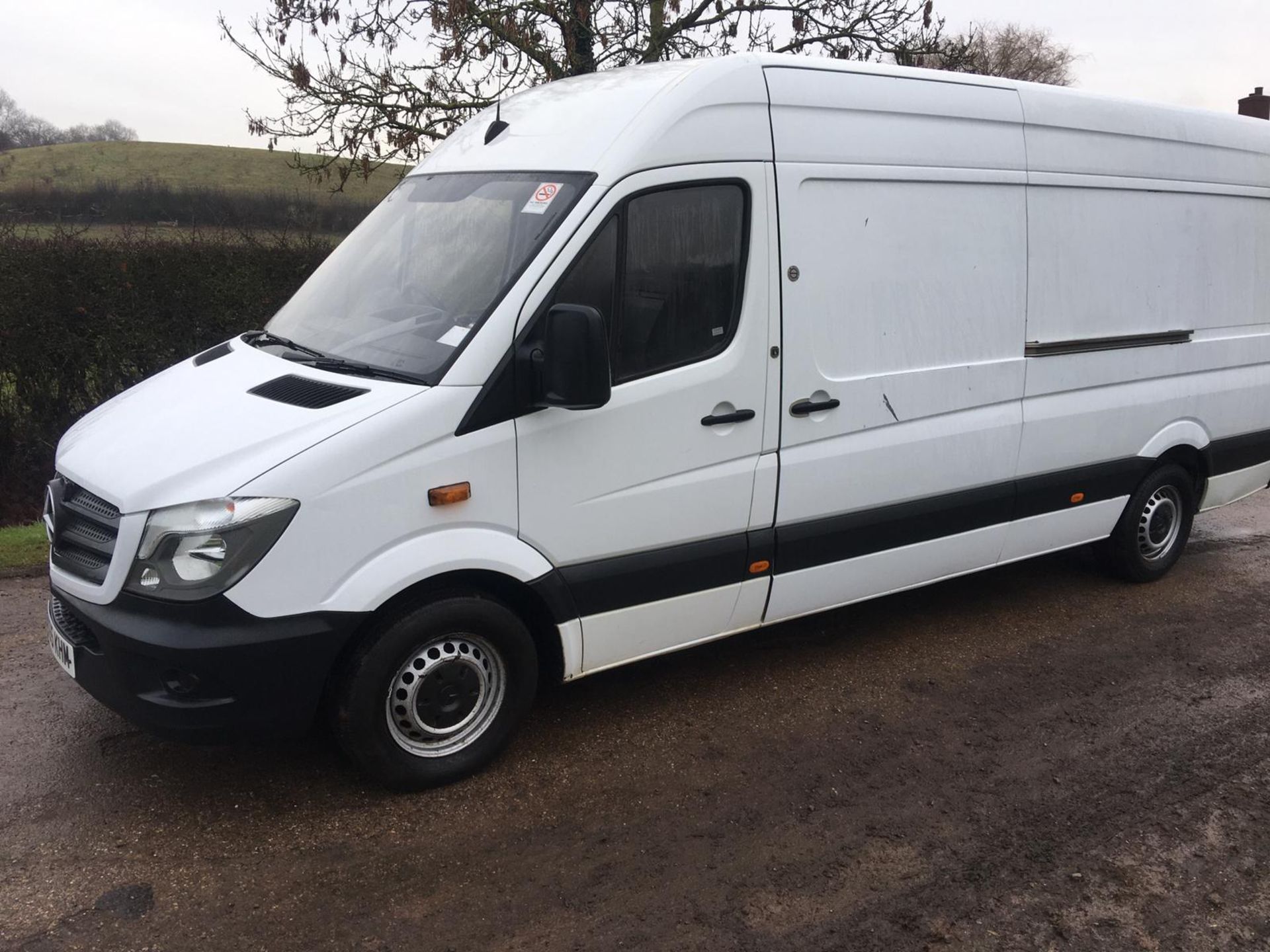 2015/65 REG MERCEDES-BENZ SPRINTER 310 CDI 2.2 DIESEL PANEL VAN, SHOWING 0 FORMER KEEPERS *NO VAT* - Image 2 of 21