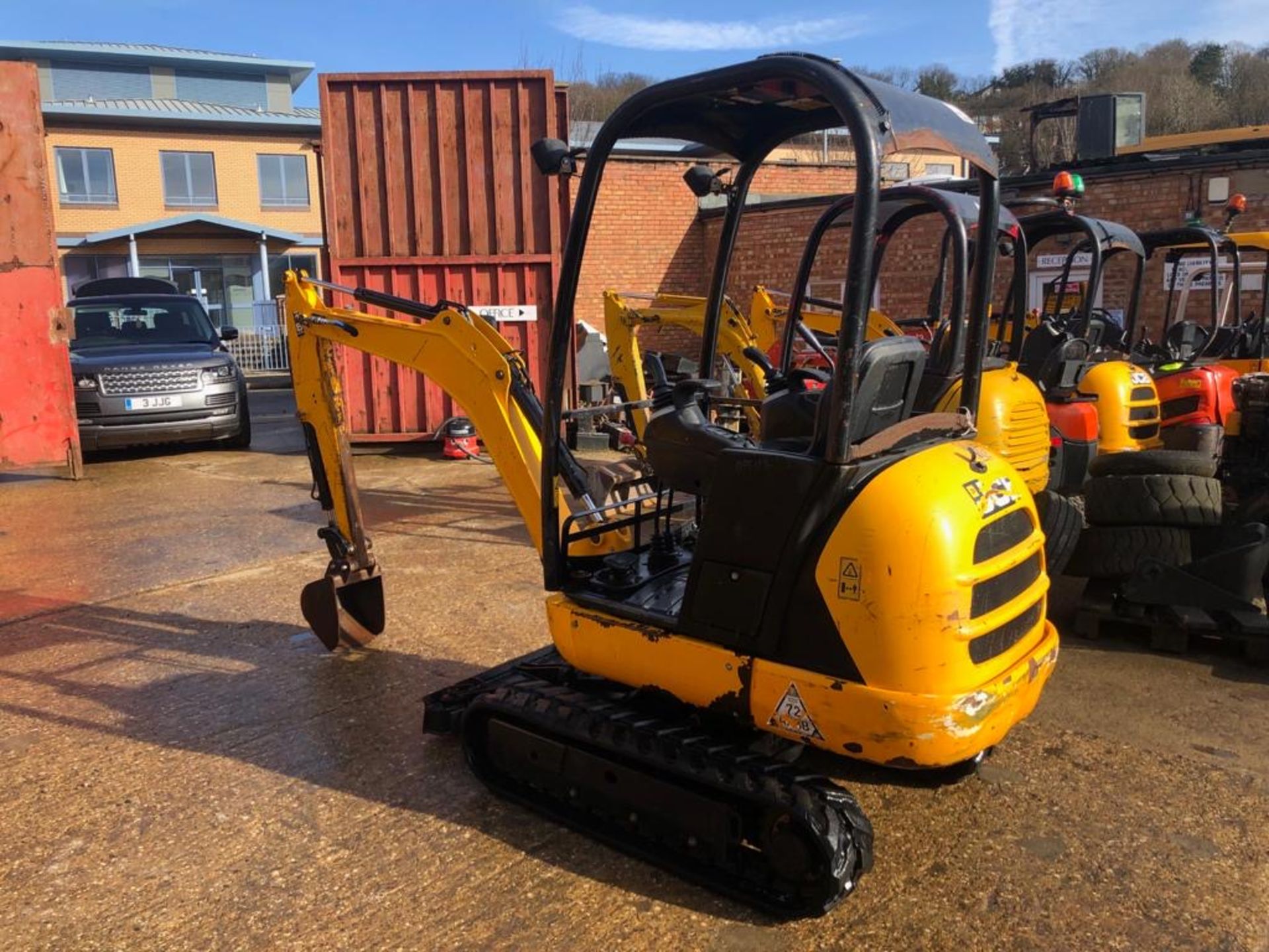 2013 JCB 8018 MINI DIGGER, SHOWING 2300 HOURS, 1 OWNER AND VERY WELL SERVICED, EXPANDING TRACKS - Image 4 of 7