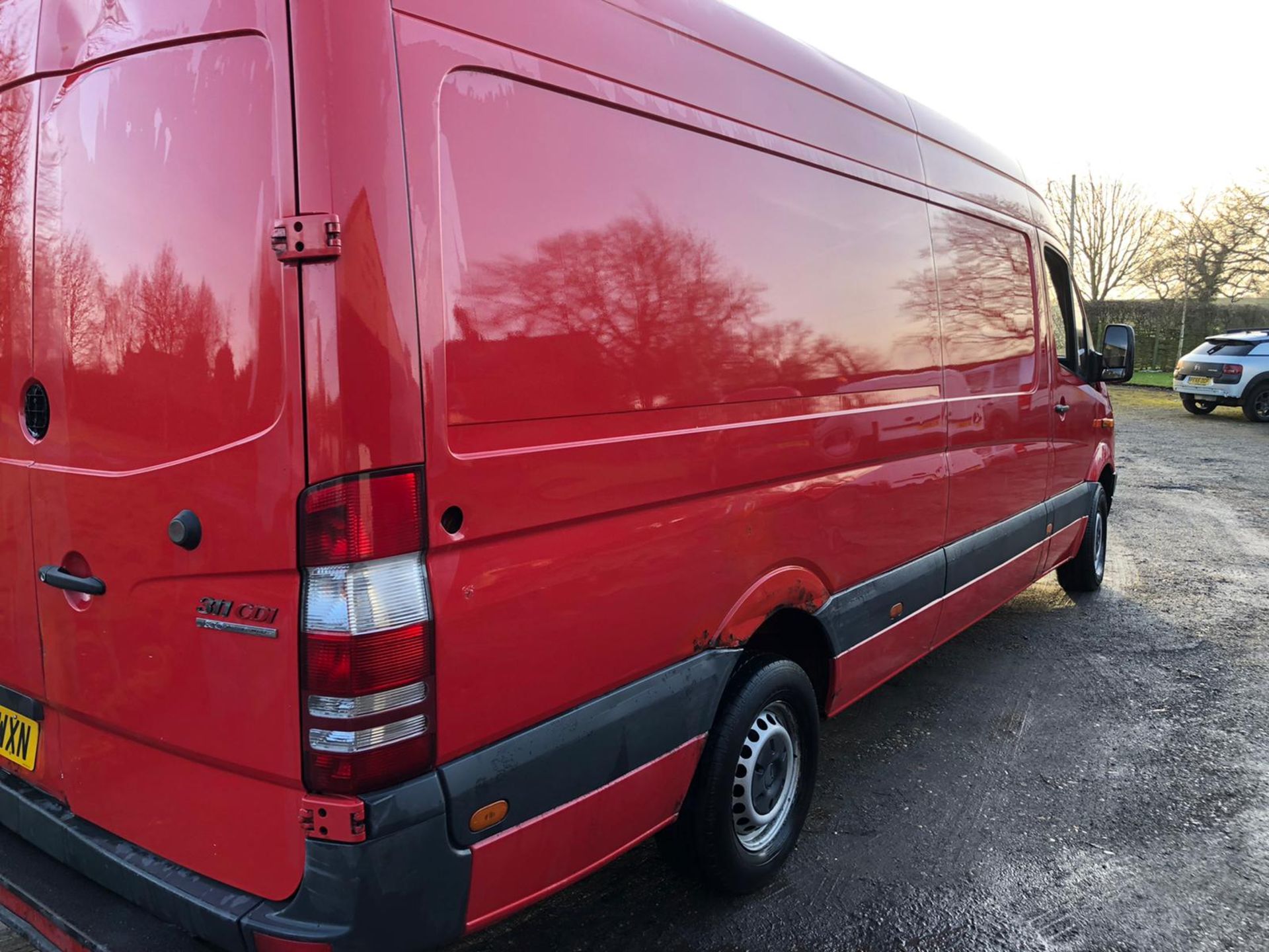 2009/59 REG MERCEDES SPRINTER 311 CDI LWB 2.2 DIESEL RED PANEL VAN, SHOWING 0 FORMER KEEPERS *NO VAT - Image 6 of 12