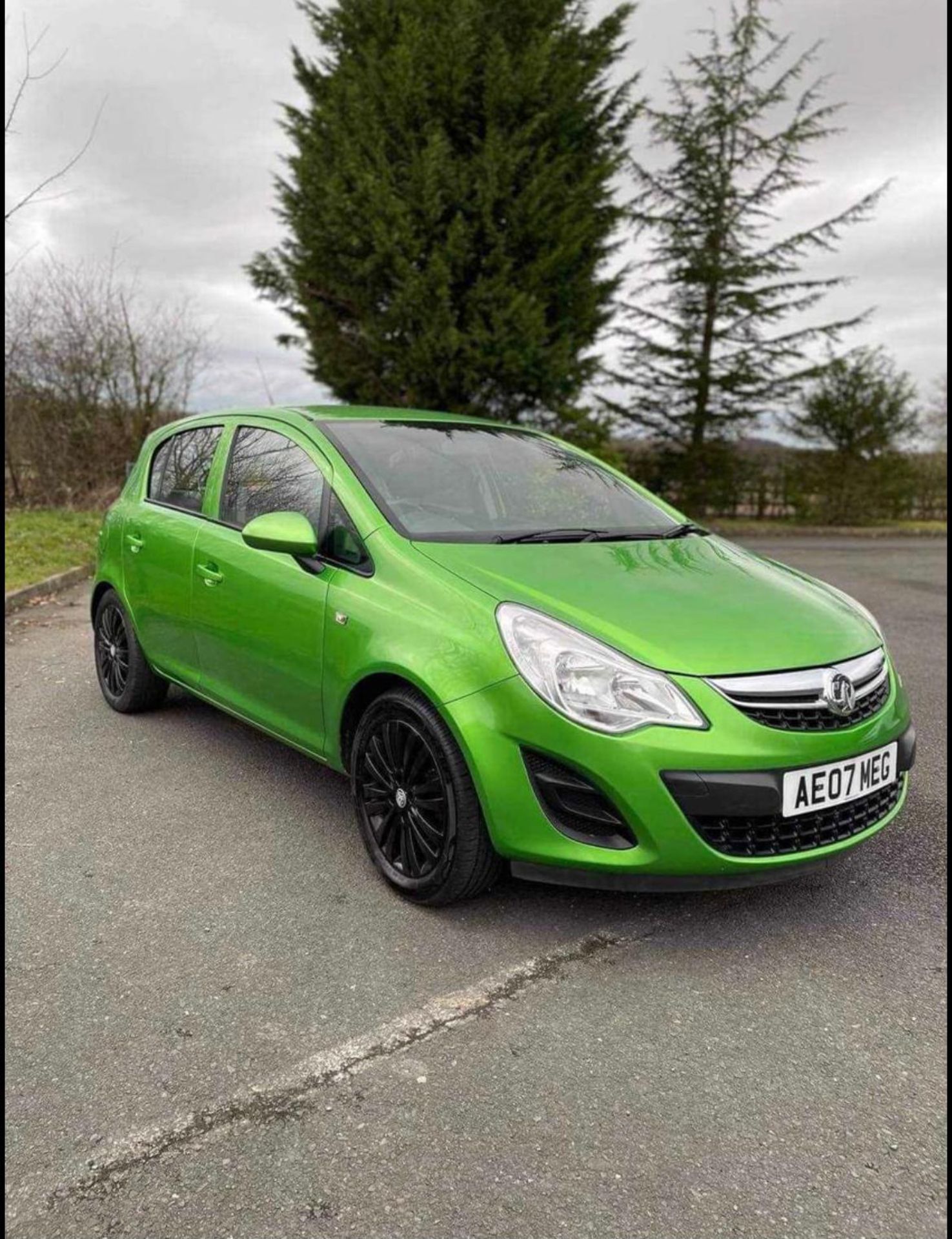 2011/61 REG VAUXHALL CORSA S 1.2 PETROL GREEN 5 DOOR HATCHBACK, SHOWING 4 FORMER KEEPERS *NO VAT* - Image 2 of 12