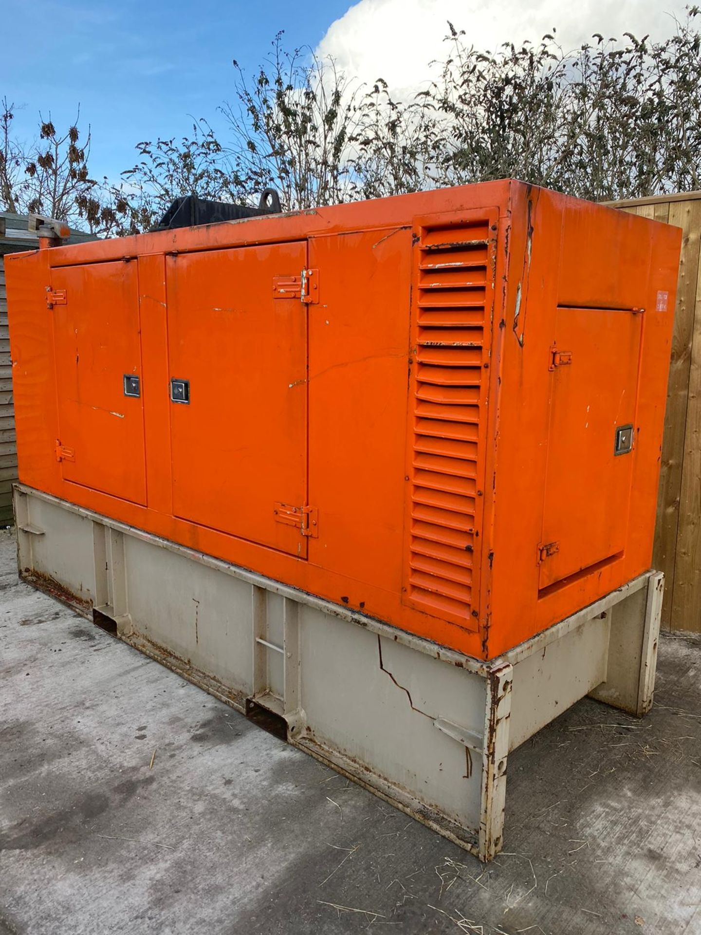 AGGREKO SILENT DIESEL GENERATOR, YEAR 2003, LOADING NO PROBLEM *PLUS VAT* - Image 4 of 7