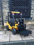 KIDS REMOTE CONTROL/MANUAL CONTROL FORKLIFT *NO VAT*