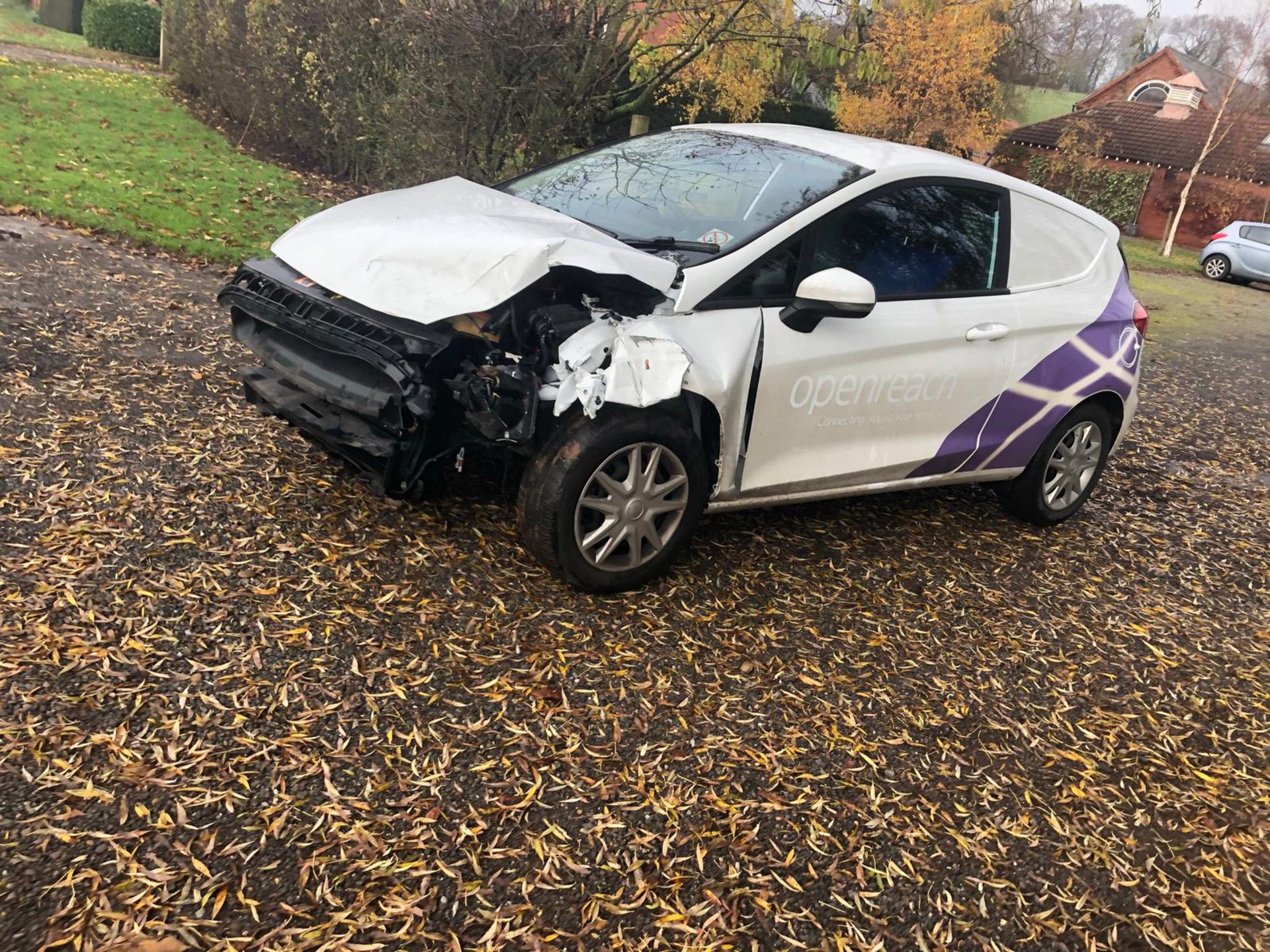 2019/19 REG FORD FIESTA TDCI 1.5 DIESEL WHITE CAR / VAN, SHOWING 0 FORMER KEEPERS *PLUS VAT* - Image 3 of 12