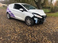 2019/19 REG FORD FIESTA TDCI 1.5 DIESEL WHITE CAR / VAN, SHOWING 0 FORMER KEEPERS *PLUS VAT*