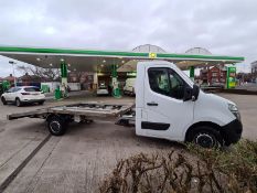 2017/17 REG NISSAN NV400 SE DCI 2.3 DIESEL WHITE BEAVERTAIL RECOVERY TRUCK, SHOWING 3 FORMER KEEPERS
