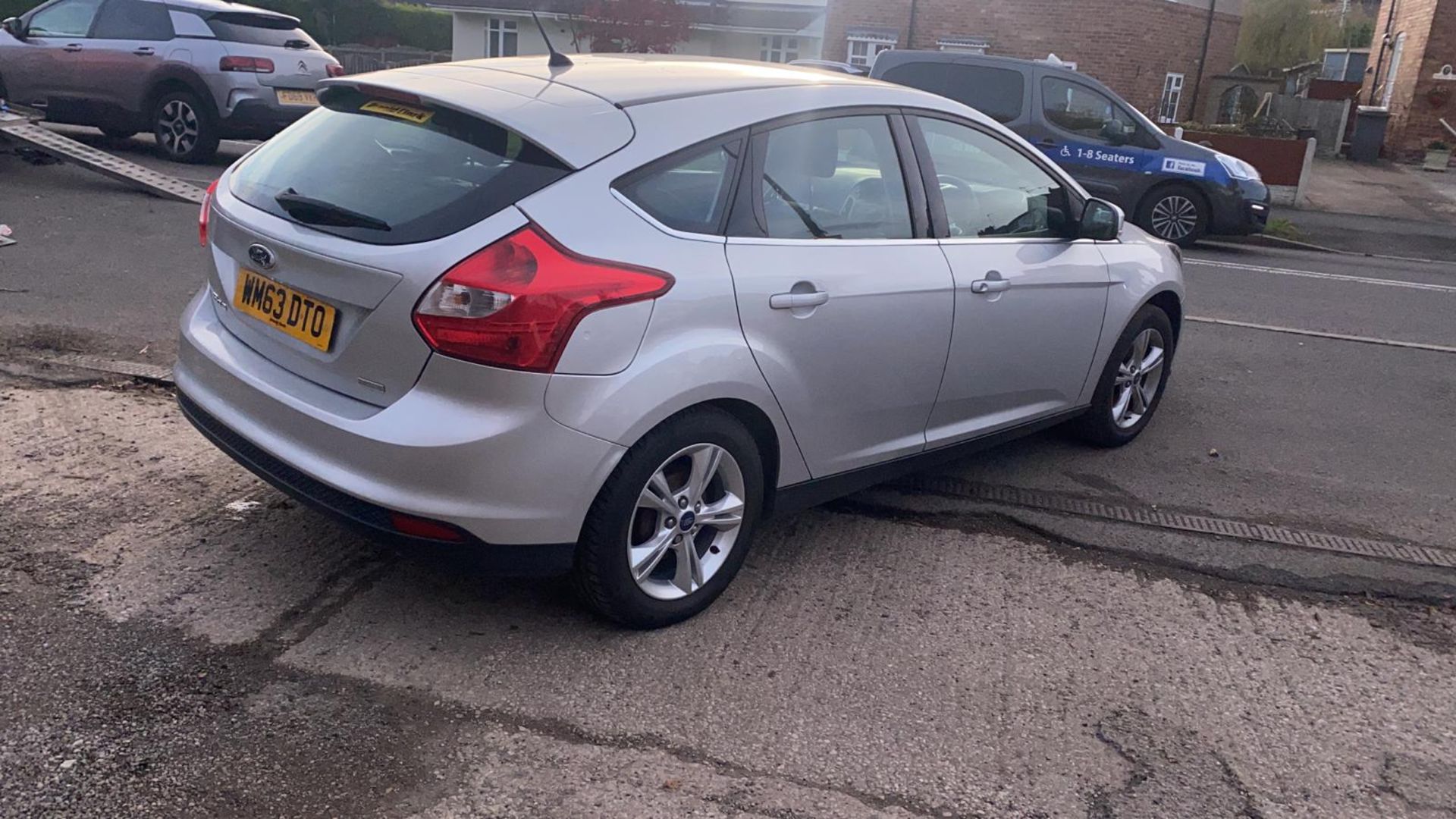 2013/63 REG FORD FOCUS ZETEC TURBO 998CC PETROL 5DR HATCHBACK, SHOWING 2 FORMER KEEPERS *NO VAT* - Image 4 of 9