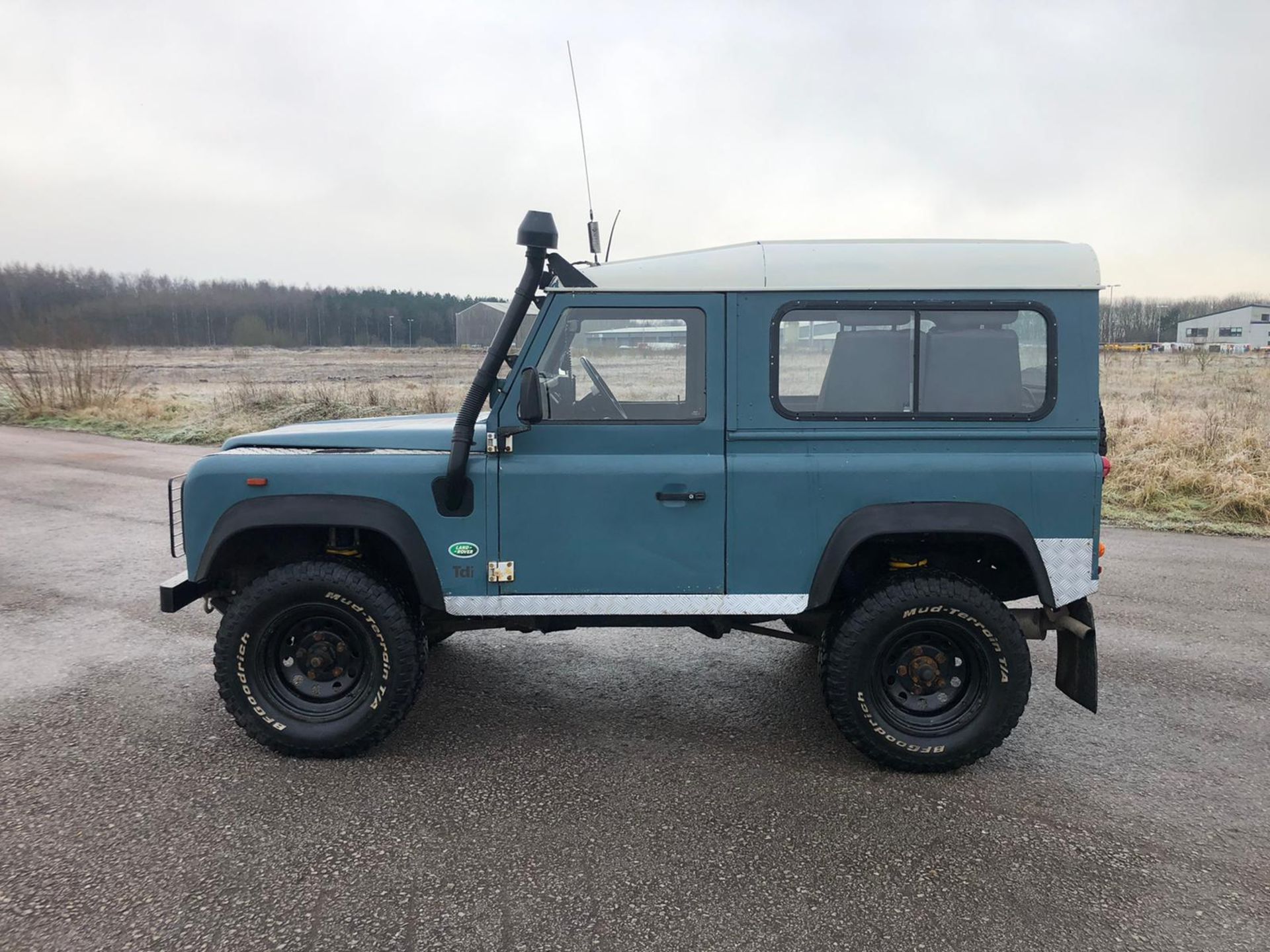 1987/E REG LAND ROVER 90 4C DEFENDER REG FT DIESEL 2.8 BLUE LIGHT 4X4 UTILITY *NO VAT* - Image 6 of 14