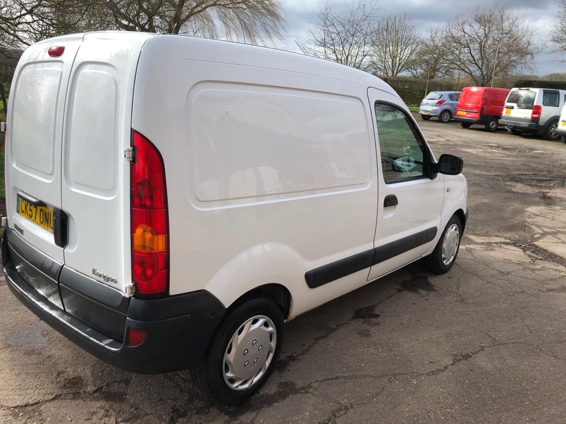 2007/57 REG RENAULT KANGOO SL17 DCI 70 1.5 DIESEL WHITE VAN, SHOWING 2 FORMER KEEPERS *NO VAT* - Image 6 of 15