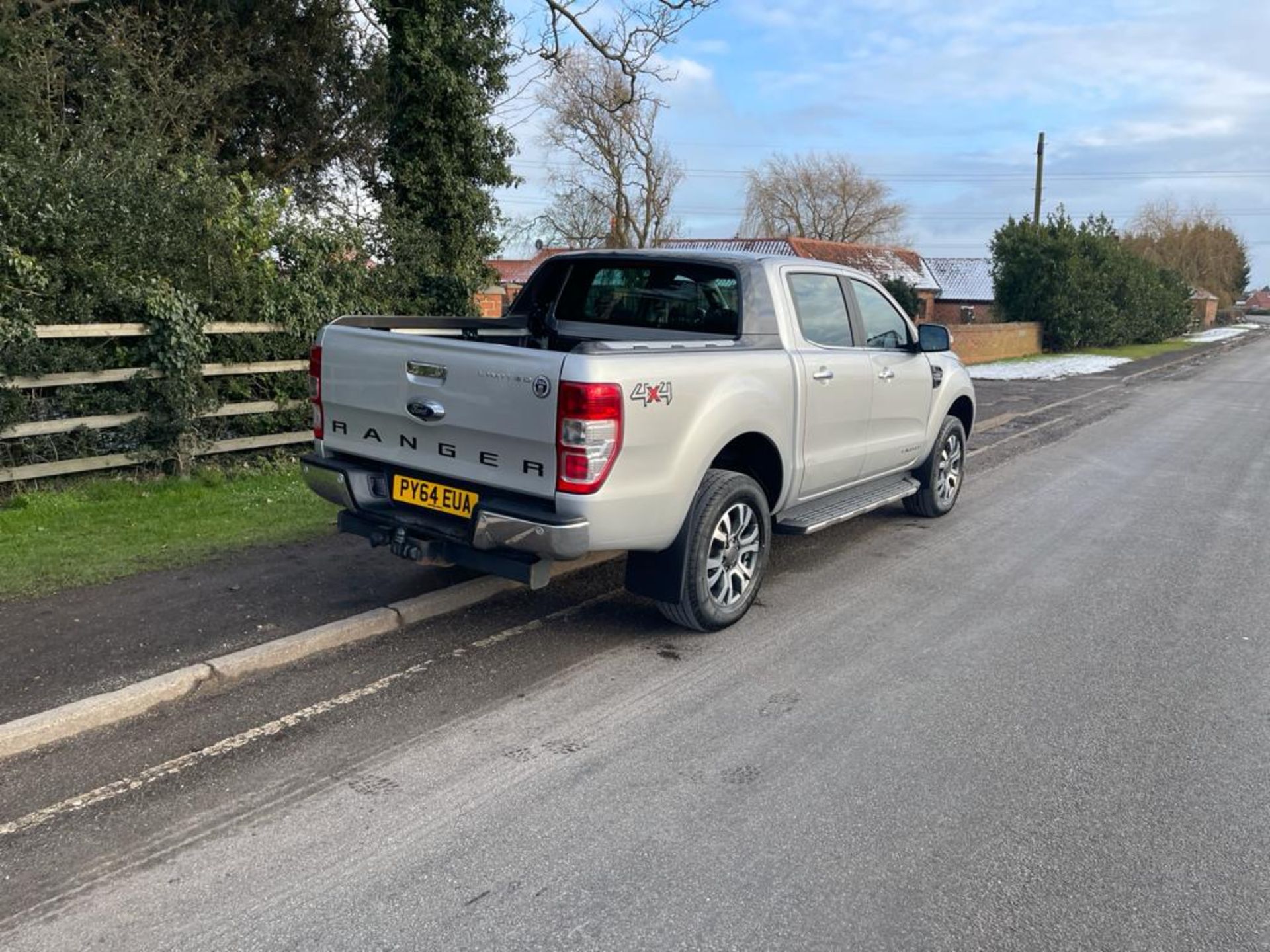 2015 REG FORD RANGER LIMITED 4X4 TDCI 2.2 DIESEL SILVER PICK-UP, SHOWING 3 FORMER KEEPERS *NO VAT - Image 8 of 23