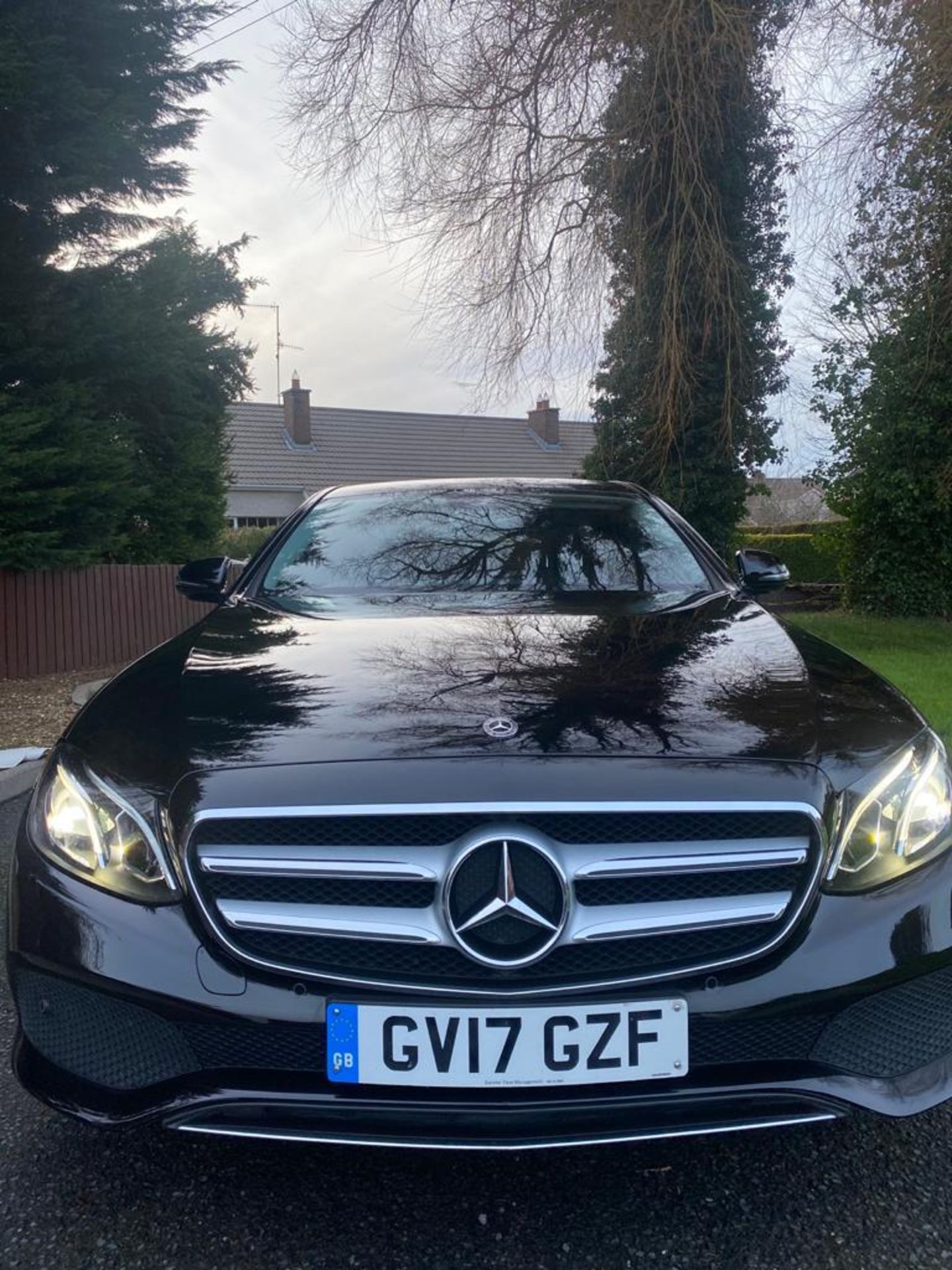 2017/17 REG MERCEDES-BENZ E220 D SE AUTO 2.0 DIESEL BLACK 4 DOOR SALOON, SHOWING 2 FORMER KEEPERS - Image 2 of 11