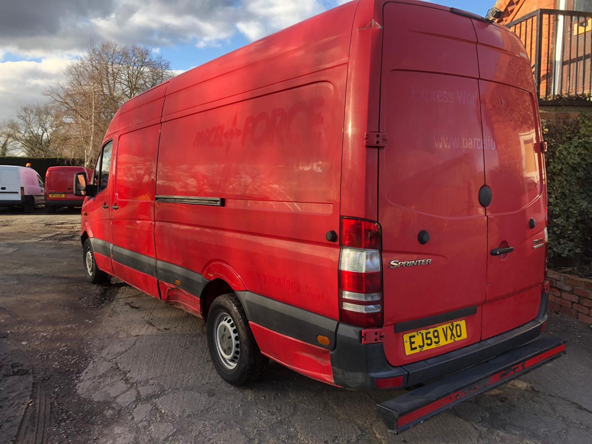 LOW MILEAGE! 2010/59 REG MERCEDES SPRINTER 311 CDI LWB 2.2 DIESEL PANEL VAN, SHOWING 0 FORMER KEEPER - Image 4 of 11