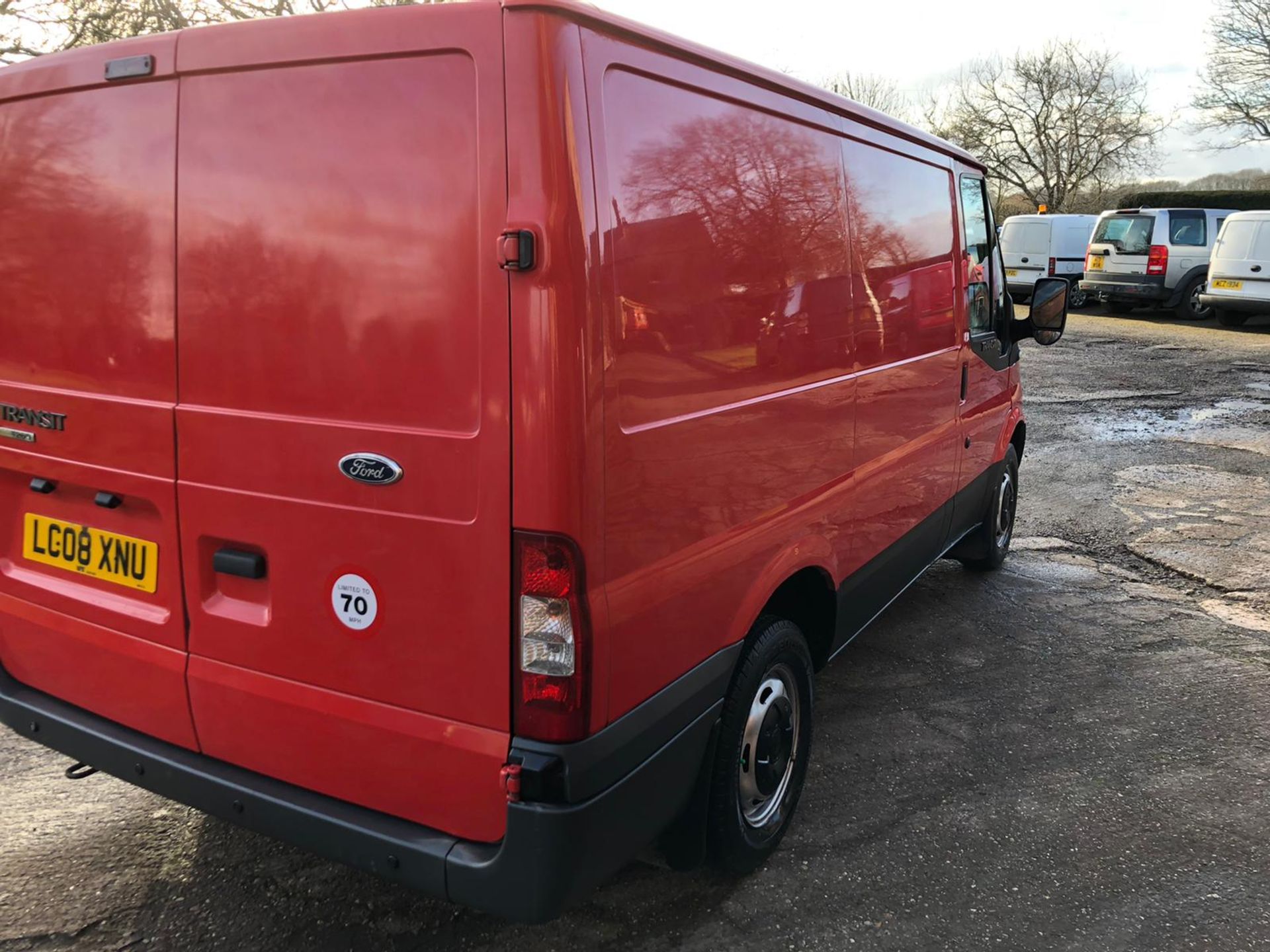 2008/08 REG FORD TRANSIT 85 T260S FWD 2.2 DIESEL RED PANEL VAN, SHOWING 0 FORMER KEEPER *PLUS VAT* - Image 6 of 14