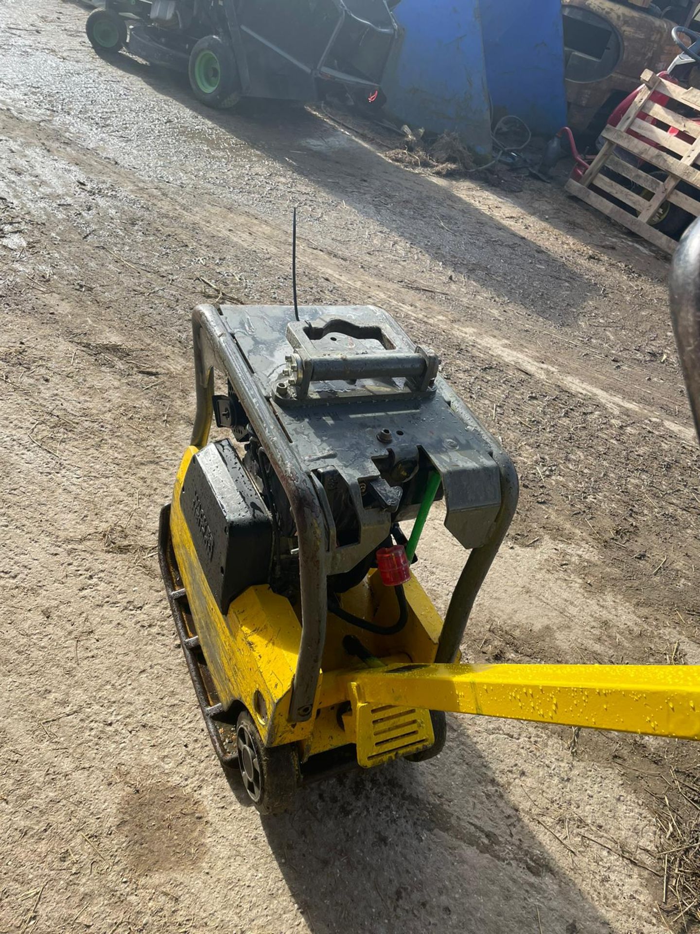 2013 WACKER NEUSON DPU2540H WACKER PLATE, RUNS, DRIVES AND VIBRATES, IN USED BUT GOOD CONDITION - Image 5 of 8