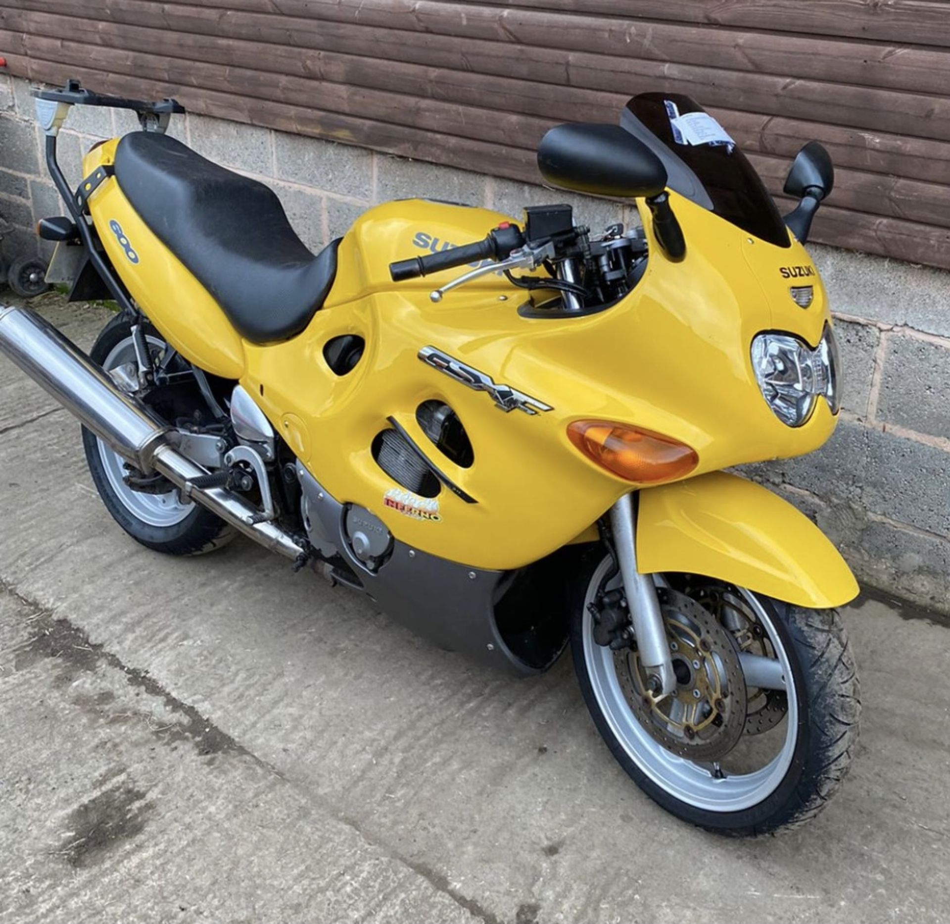 1999 SUZUKI GSX600 FX MOTORCYCLE, VERY NICE TIDY EXAMPLE, MILEAGE: 25367, PETROL, MOT: 18/01/21 - Image 6 of 6