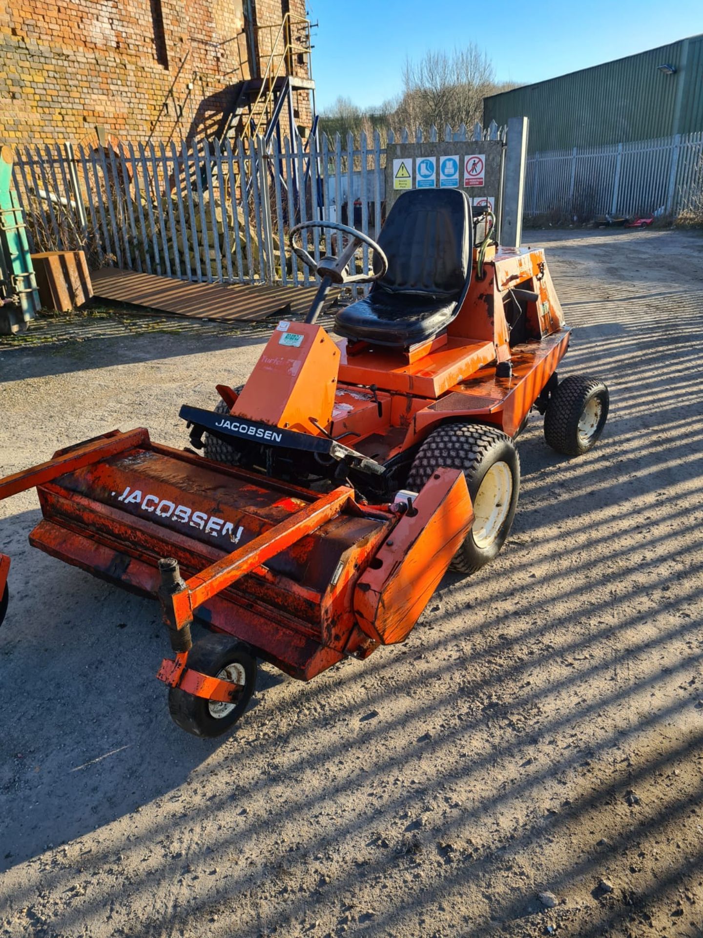 JACOBSEN 52" FLAIL KUBOTA DIESEL WORKING - NO VAT NO RESERVE - Image 9 of 14