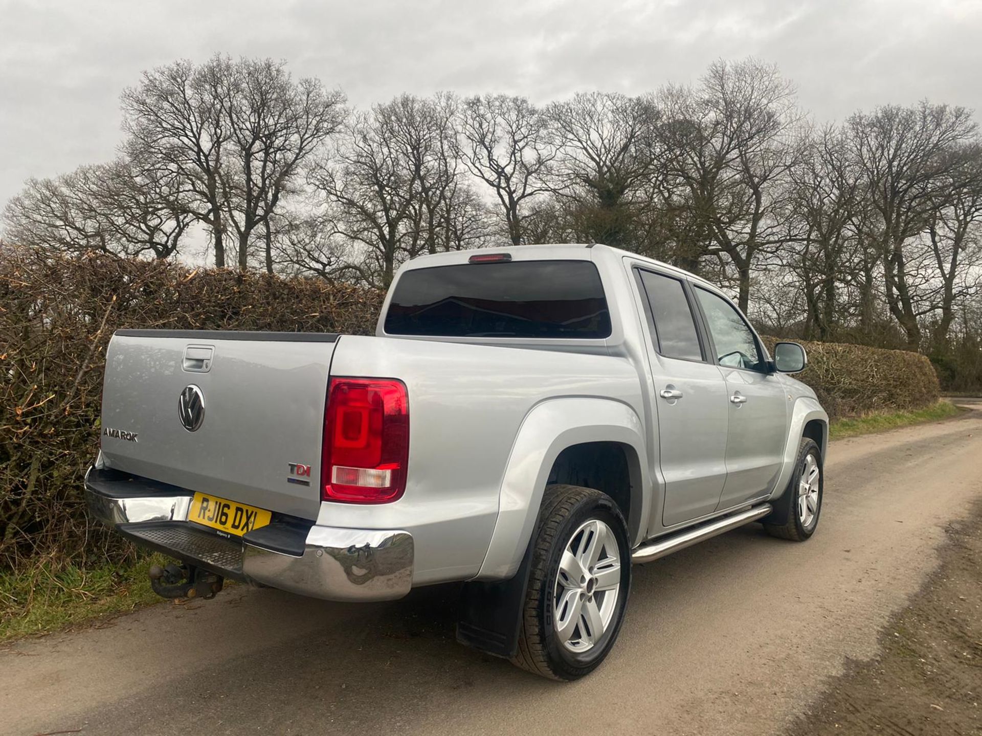 2016/16 REG VOKSWAGEN AMAROK HIGHLINE 4MOTION DC 2.0 DIESEL SILVER PICK-UP, SHOWING 0 FORMER KEEPERS - Image 6 of 12