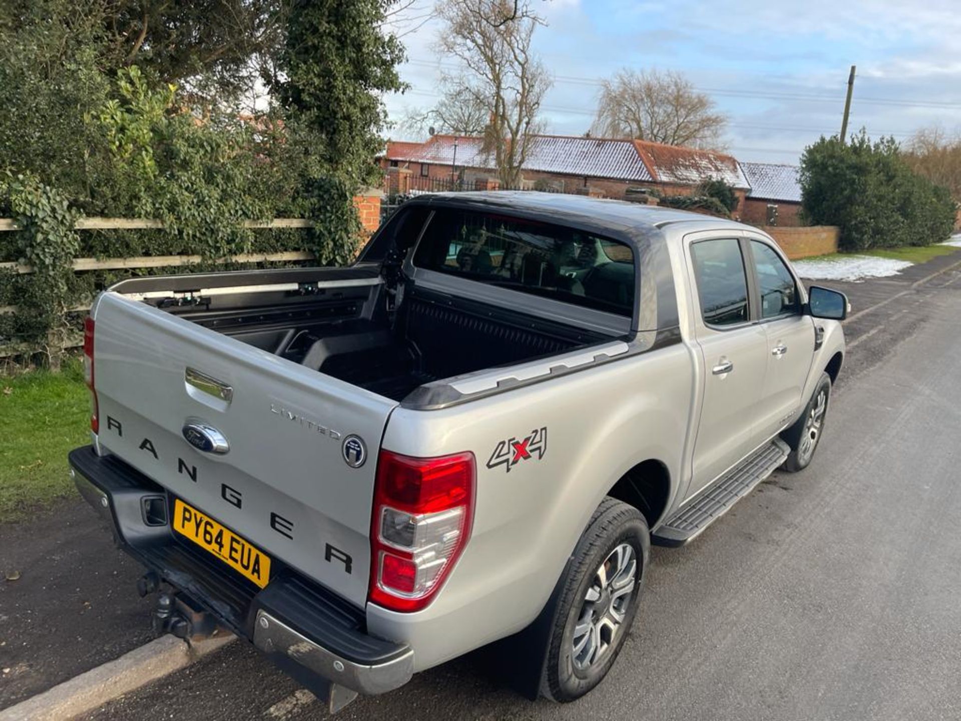 2015 REG FORD RANGER LIMITED 4X4 TDCI 2.2 DIESEL SILVER PICK-UP, SHOWING 3 FORMER KEEPERS *NO VAT - Image 9 of 23