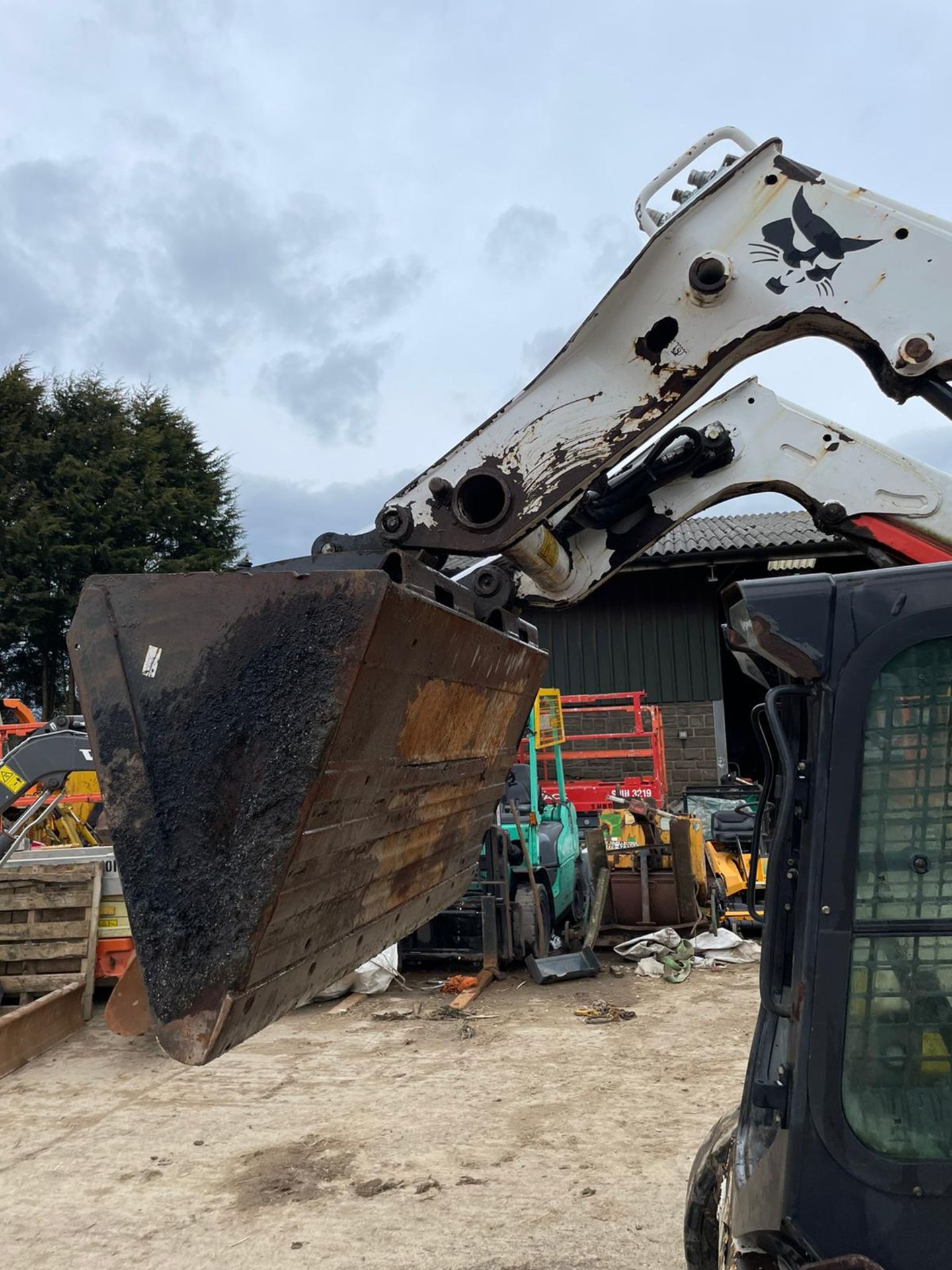 2014 BOBCAT S550 SKIDSTEER, RUNS, DRIVES AND LIFTS, IN USED BUT GOOD CONDITION *PLUS VAT* - Image 16 of 16