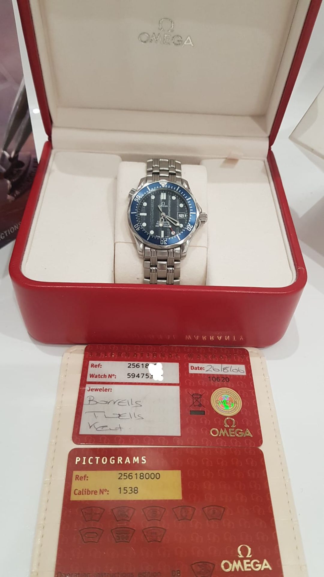 Omega Seamaster Professional 300m Mid Size James Bond Blue Wave Dial - Image 4 of 17