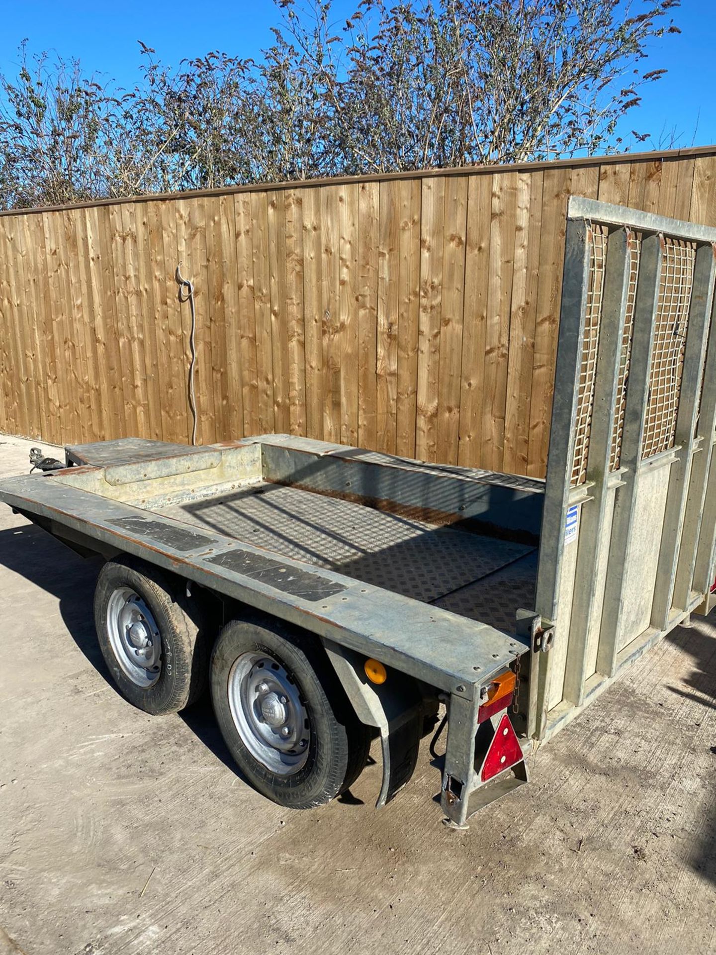 IFOR WILLIAMS 8X4 PLANT TRAILER *PLUS VAT* - Image 3 of 5