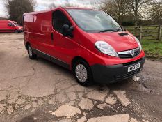 2013/13 REG VAUXHALL VIVARO 2900 ECOFLEX CDTI LWB 2.0 DIESEL RED PANEL VAN, SHOWING 0 FORMER KEEPERS