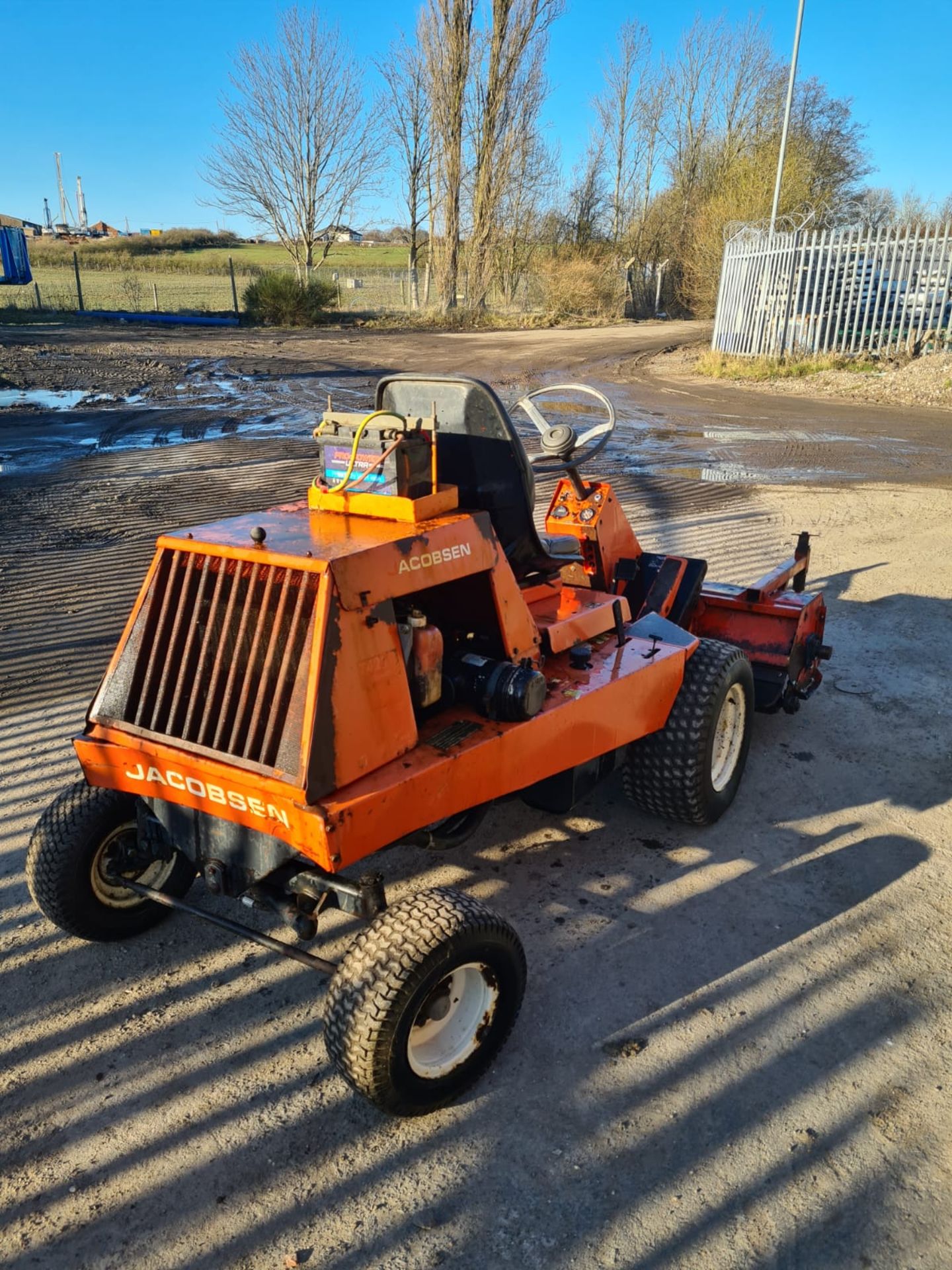 JACOBSEN 52" FLAIL KUBOTA DIESEL WORKING - NO VAT NO RESERVE - Image 11 of 14