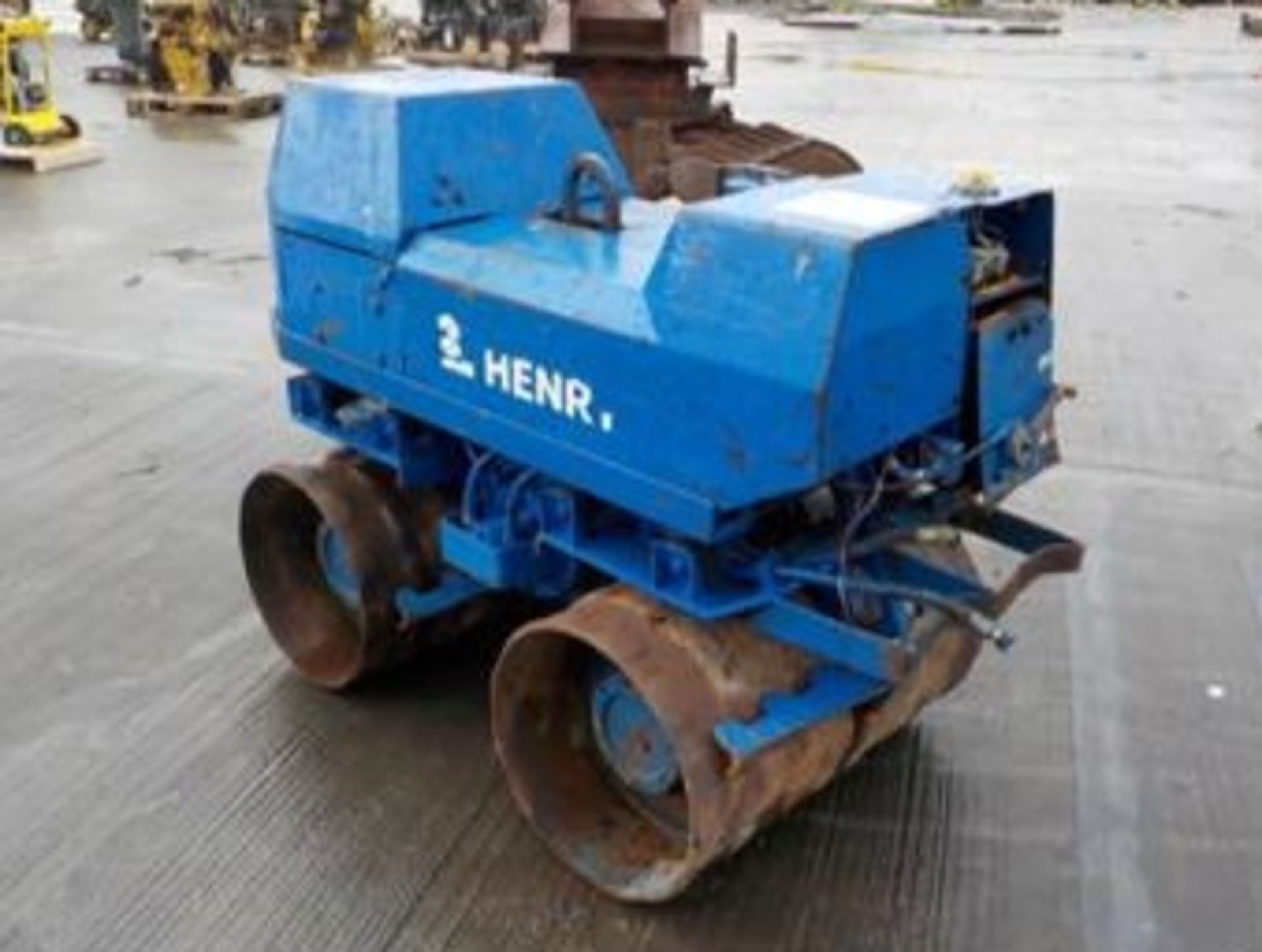 HATZ TWIN DRUM REMOTE CONTROL TRENCHER, DELIVERY ANYWHERE UK £175 *PLUS VAT* - Image 6 of 9