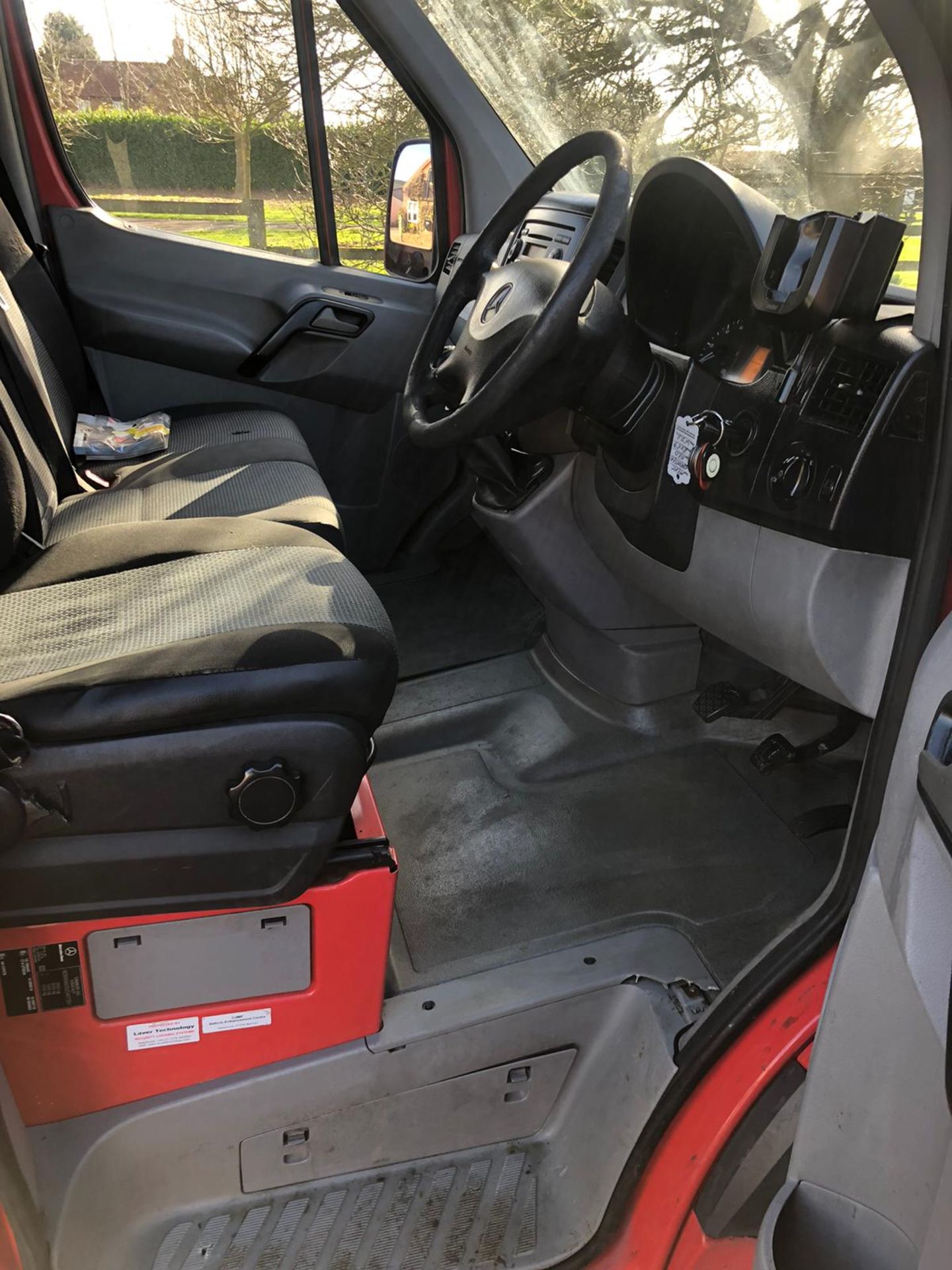 2009/59 REG MERCEDES SPRINTER 311 CDI LWB 2.2 DIESEL RED PANEL VAN, SHOWING 0 FORMER KEEPERS - Image 9 of 13