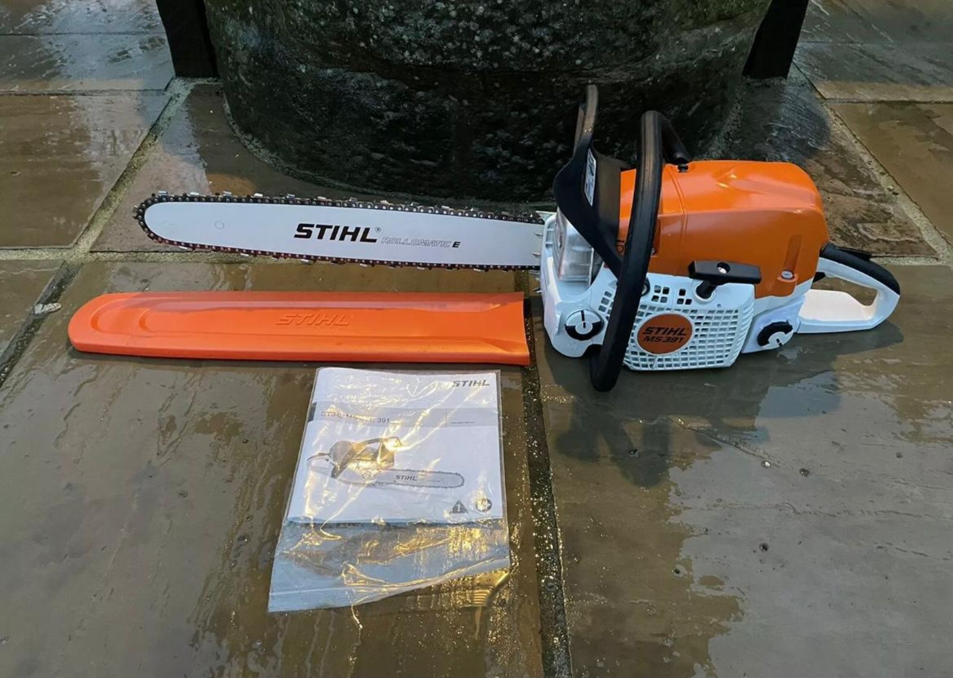 BRAND NEW AND UNUSED, STIHIL MS391 CHAINSAW, 20" BAR & CHAIN, MANUAL AND BAR COVER INCLUDED *NO VAT*