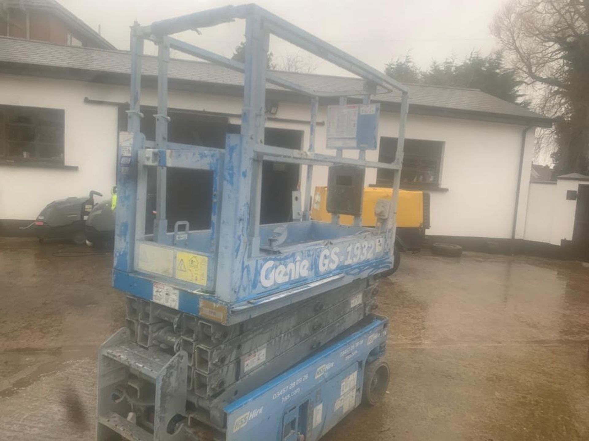 GENIE SCISSOR LIFT, GS 1932, DELIVERY ANYWHERE UK £300 *PLUS VAT* - Image 3 of 5