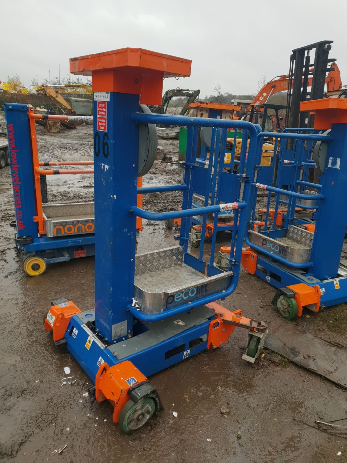 POWER TOWER PECO LIFT ACCESS TOWER SCISSOR LIFT PLATFORM, FULL WORKING ORDER, YEAR 2015 *PLUS VAT* - Image 5 of 6