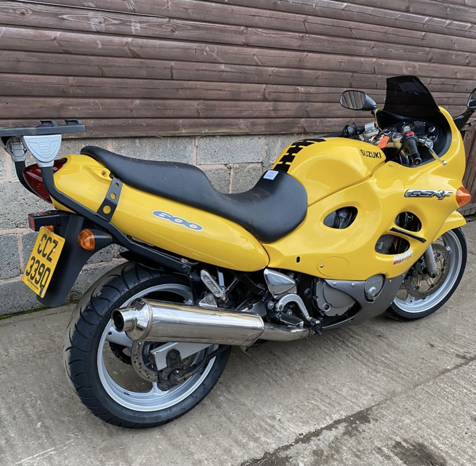 1999 SUZUKI GSX600 FX MOTORCYCLE, VERY NICE TIDY EXAMPLE, MILEAGE: 25367, PETROL, MOT: 18/01/21 - Image 4 of 6