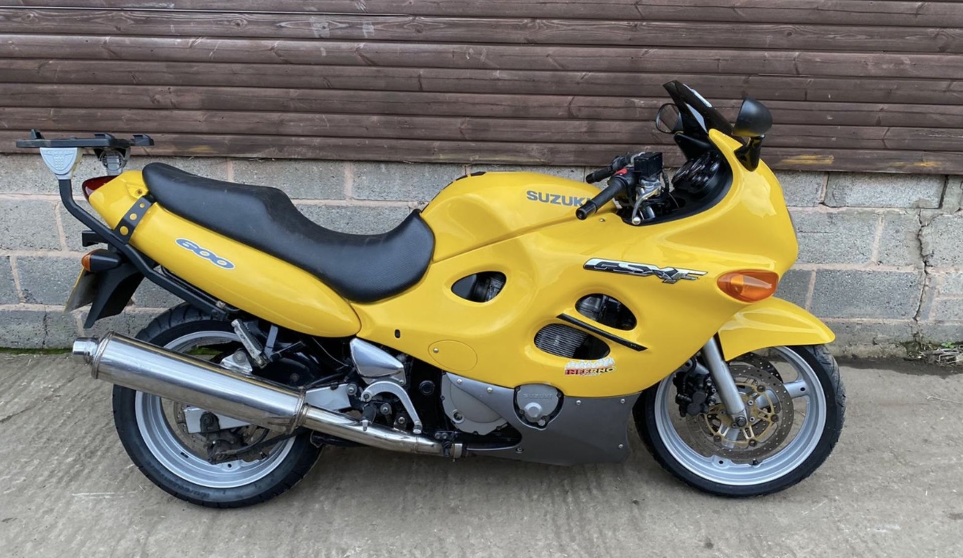 1999 SUZUKI GSX600 FX MOTORCYCLE, VERY NICE TIDY EXAMPLE, MILEAGE: 25367, PETROL, MOT: 18/01/21 - Image 5 of 6