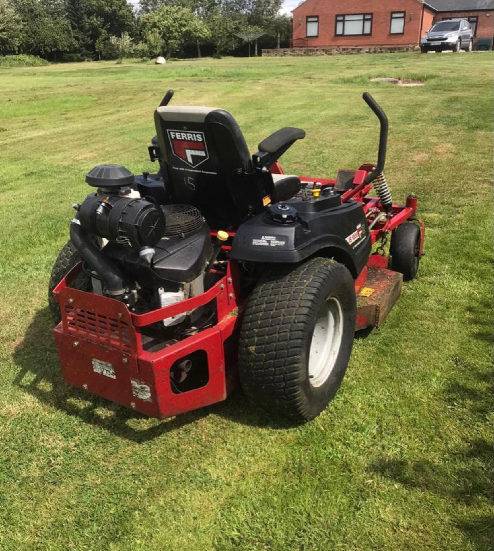 FERRIS IS1000Z ZERO TURN MOWER, RUNS, DRIVES AND CUTS, LOW 778 HOURS, USED BUT GOOD CONDITION - Image 4 of 5