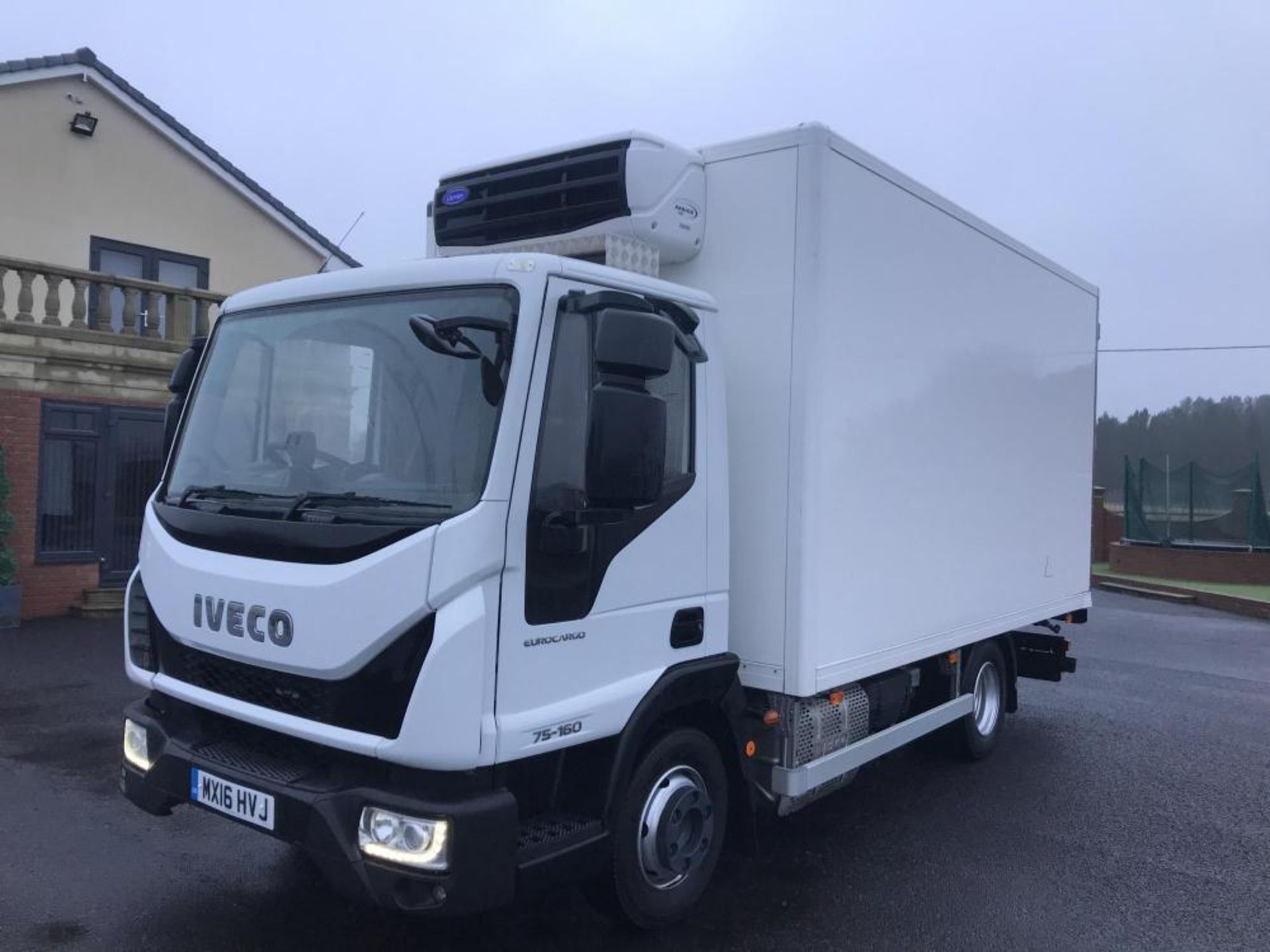 2016/16 REG IVECO EUROCARGO 75E16P REFRIGERATED LORRY EURO 6 NEW MODEL, AUTOMATIC GEARBOX *PLUS VAT* - Image 2 of 14